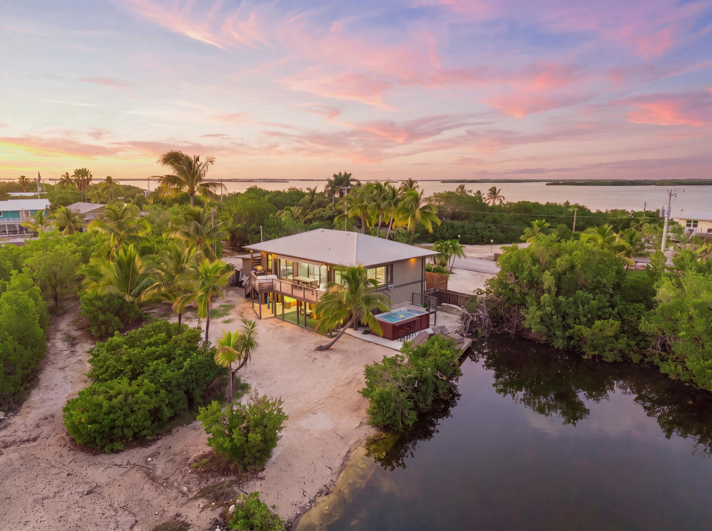 1422 Boca Chica Road