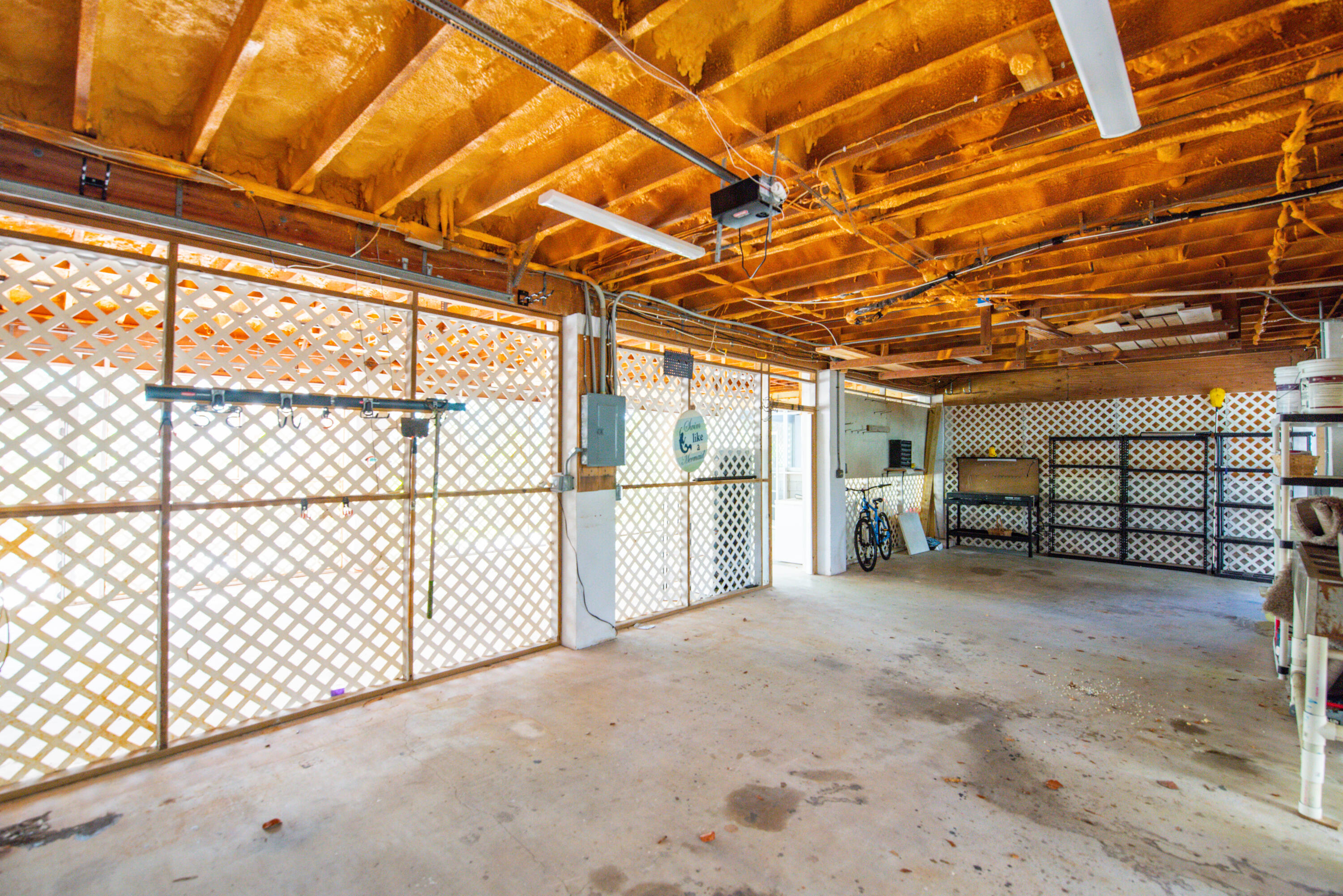 Cudjoe, Florida 33042, United States, 3 Bedrooms Bedrooms, ,2 BathroomsBathrooms,Residential,Active,89188