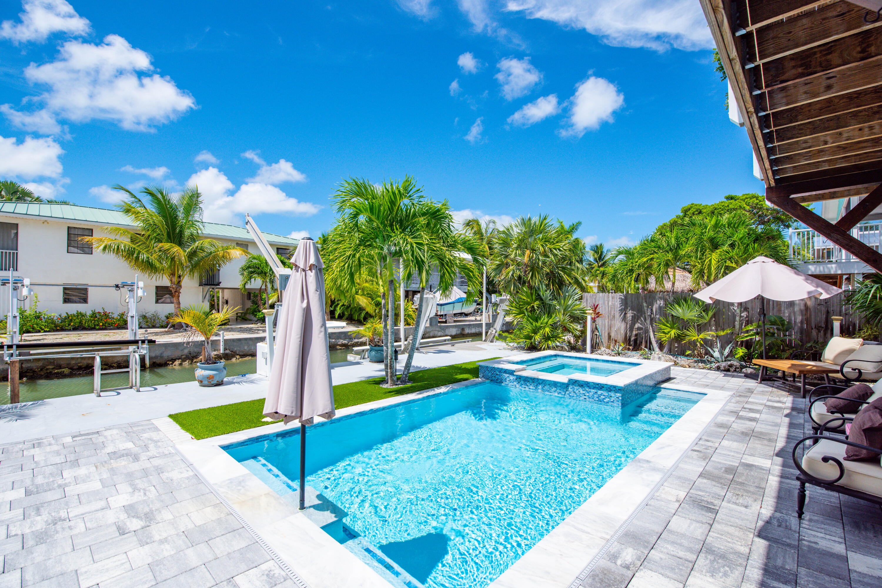 Cudjoe, Florida 33042, United States, 3 Bedrooms Bedrooms, ,2 BathroomsBathrooms,Residential,Active,89188