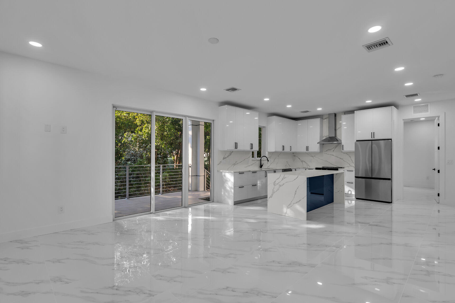 46 Transylvania Avenue