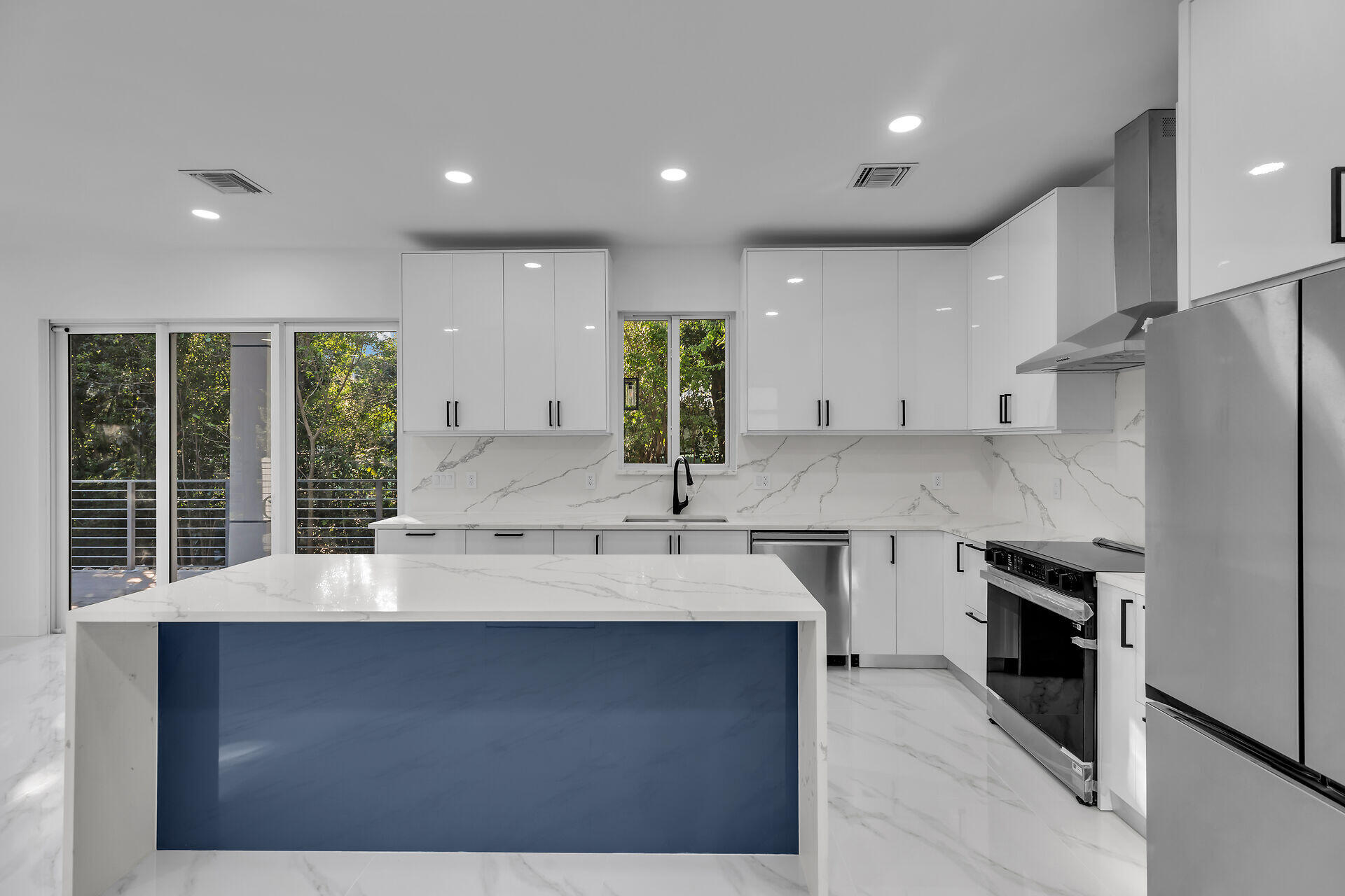 46 Transylvania Avenue