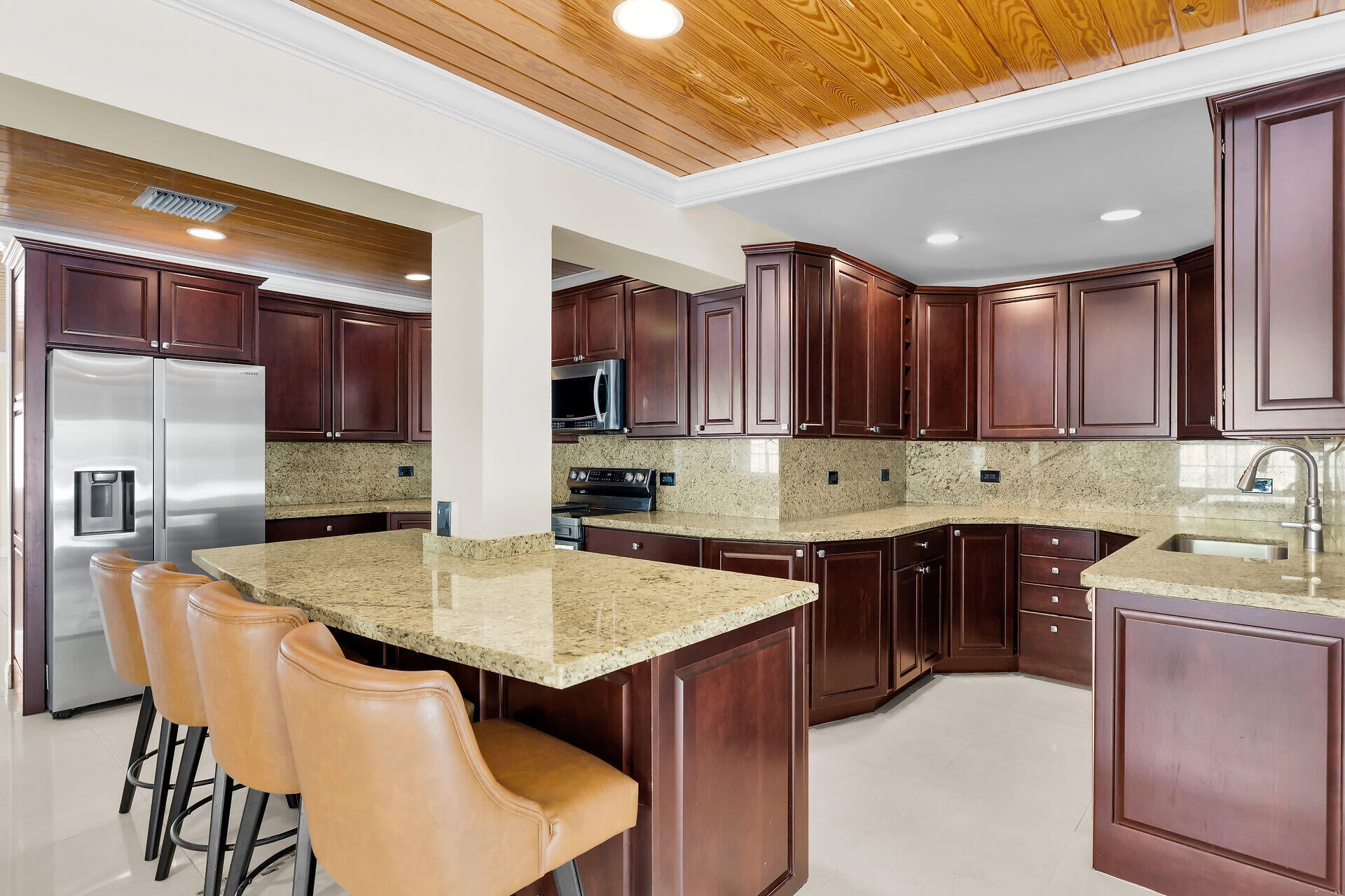 8055 Tuna Drive