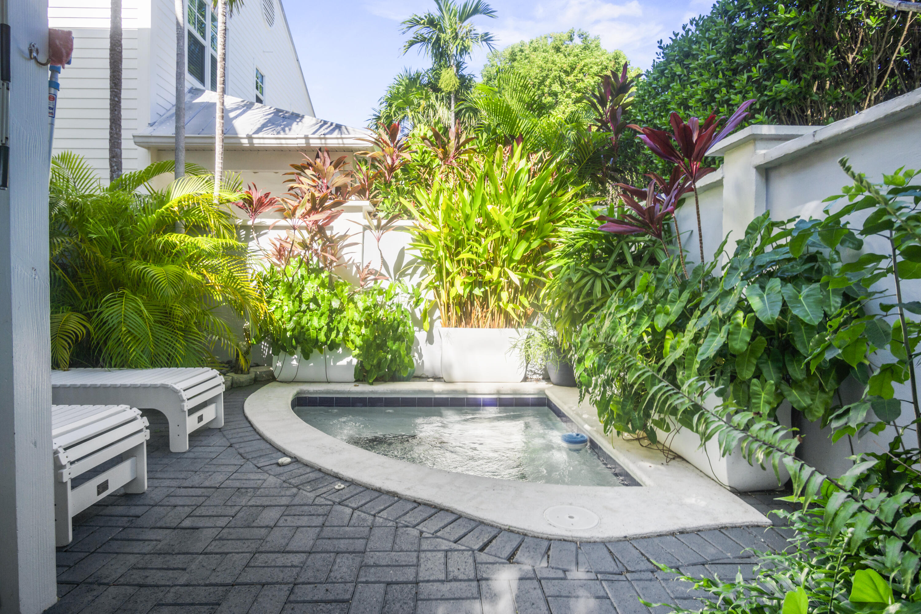 Key West, Florida 33040, United States, 2 Bedrooms Bedrooms, ,3 BathroomsBathrooms,Residential,Active,234141