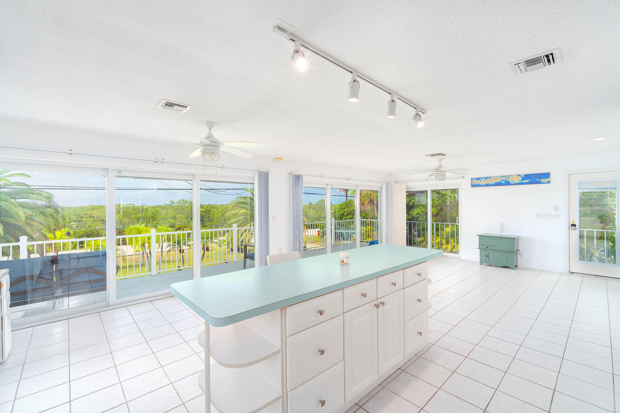 Big Pine, Florida 33043, United States, 3 Bedrooms Bedrooms, ,2 BathroomsBathrooms,Residential,Active,175012