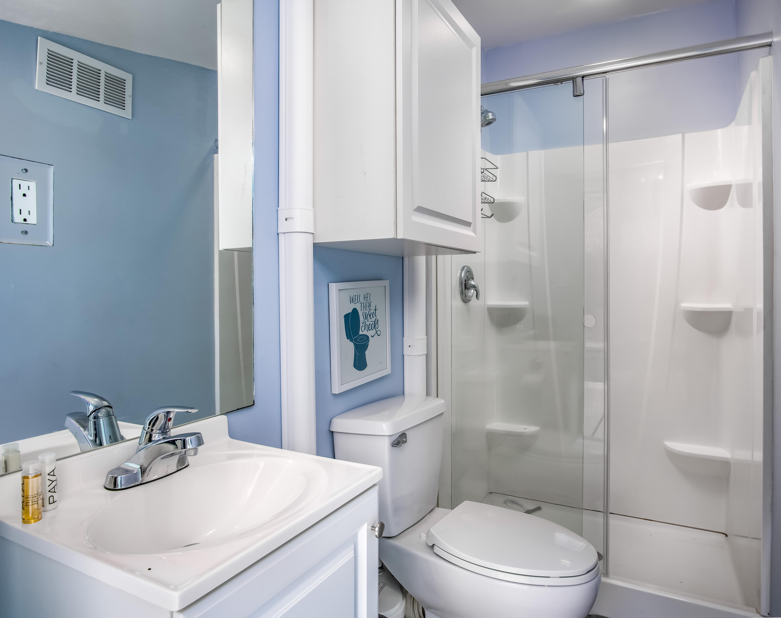 Key West, Florida 33040, United States, 3 Bedrooms Bedrooms, ,2 BathroomsBathrooms,Residential,Active,28480