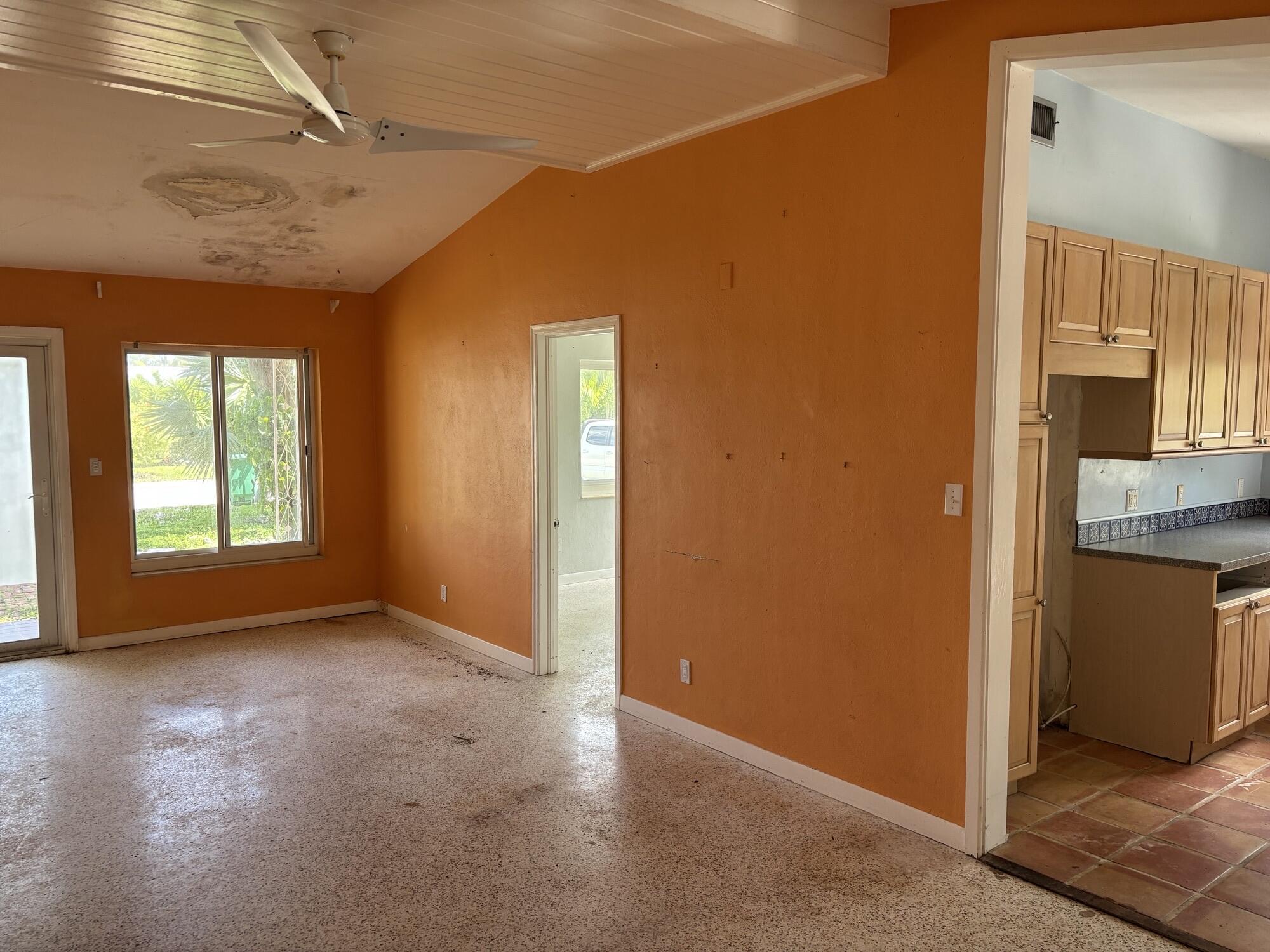 Key West, Florida 33040, United States, 3 Bedrooms Bedrooms, ,2 BathroomsBathrooms,Residential,Active,172936