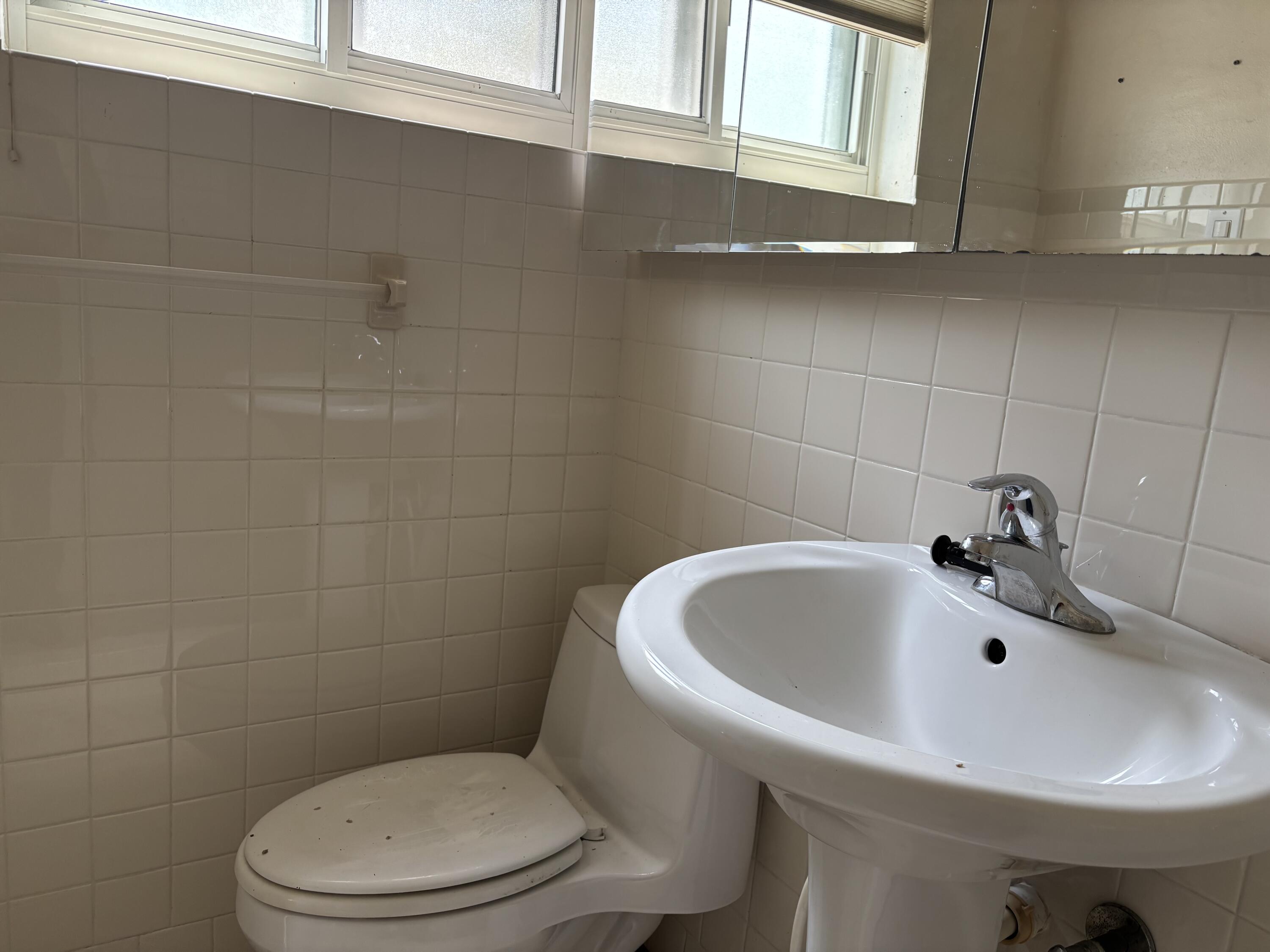 Key West, Florida 33040, United States, 3 Bedrooms Bedrooms, ,2 BathroomsBathrooms,Residential,Active,172936