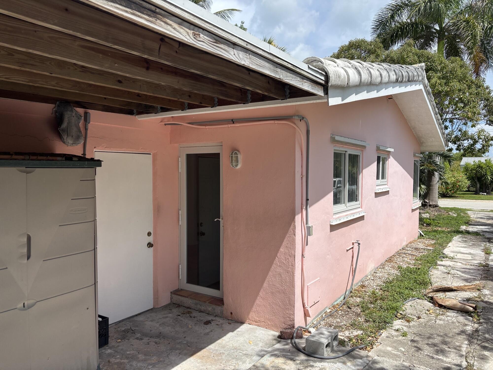Key West, Florida 33040, United States, 3 Bedrooms Bedrooms, ,2 BathroomsBathrooms,Residential,Active,172936