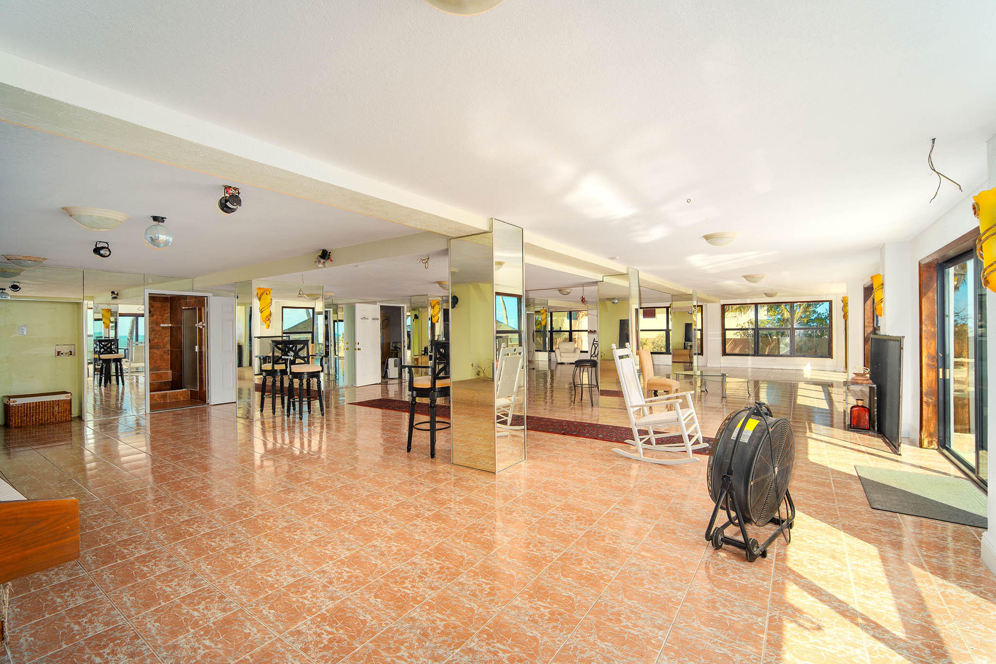 Long Key, Florida 33001, United States, 7 Bedrooms Bedrooms, ,6 BathroomsBathrooms,Residential,Active,1992