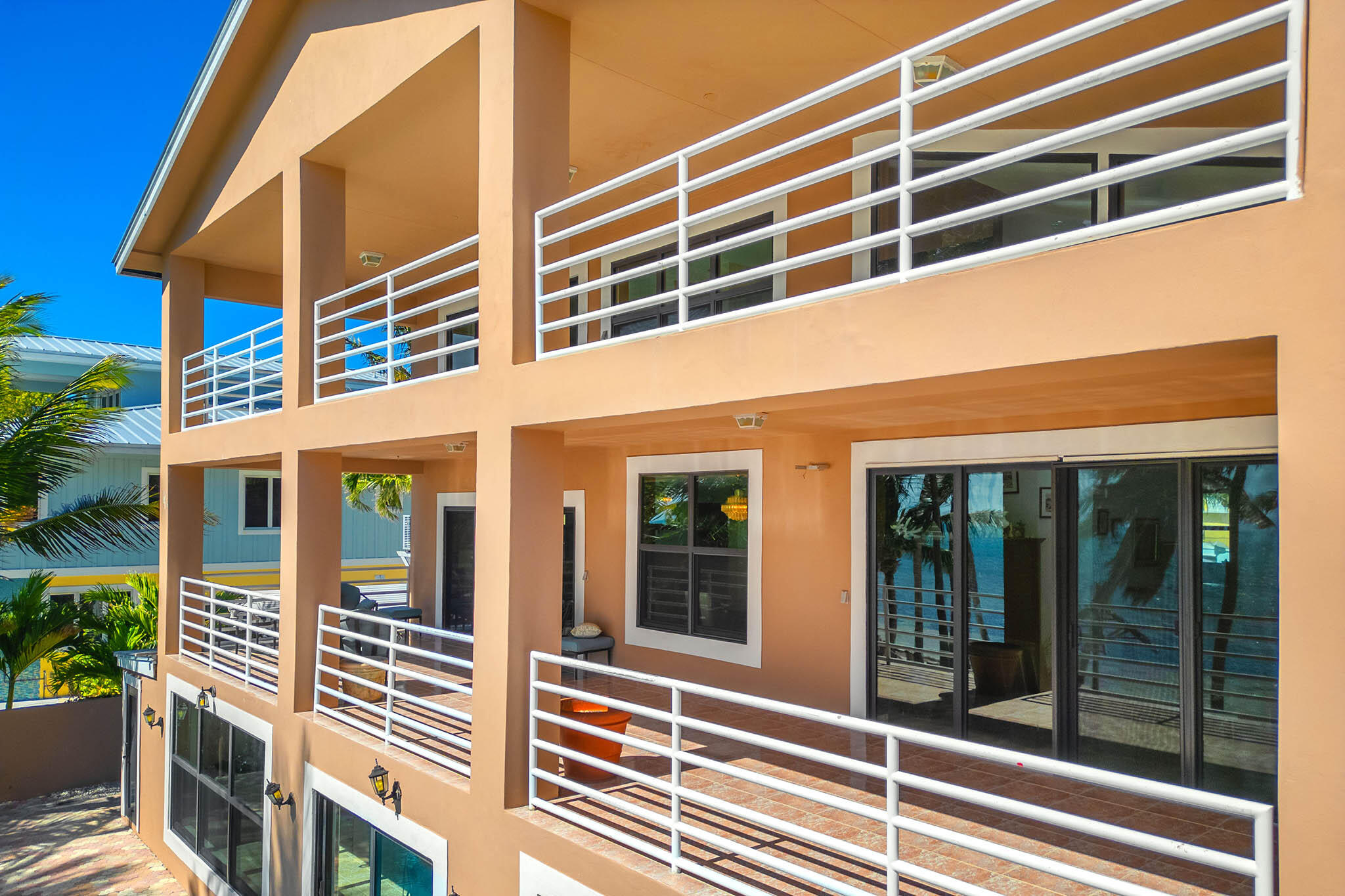 Long Key, Florida 33001, United States, 7 Bedrooms Bedrooms, ,6 BathroomsBathrooms,Residential,Active,1992