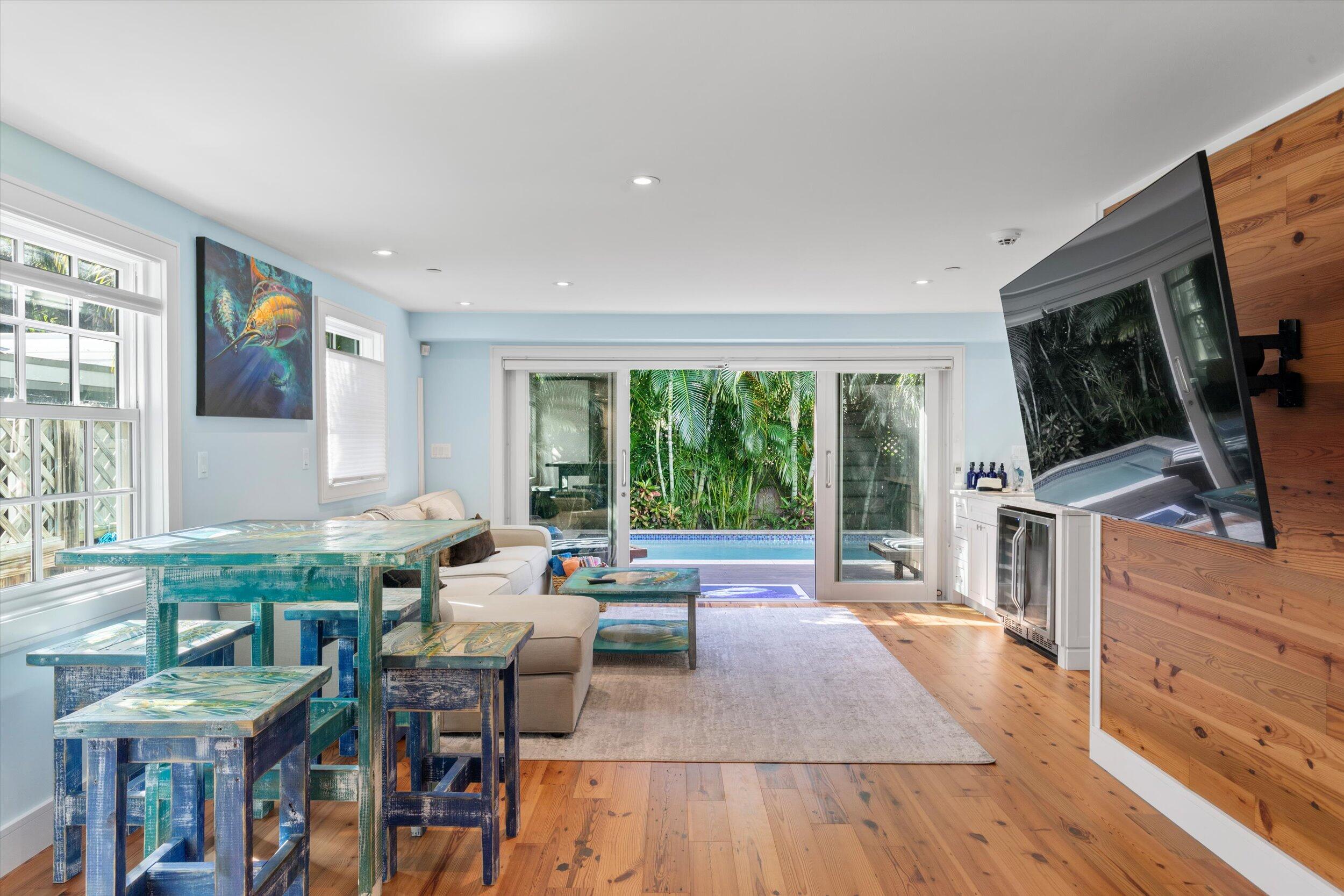 Key West, Florida 33040, United States, 3 Bedrooms Bedrooms, ,3 BathroomsBathrooms,Residential,Active,18641