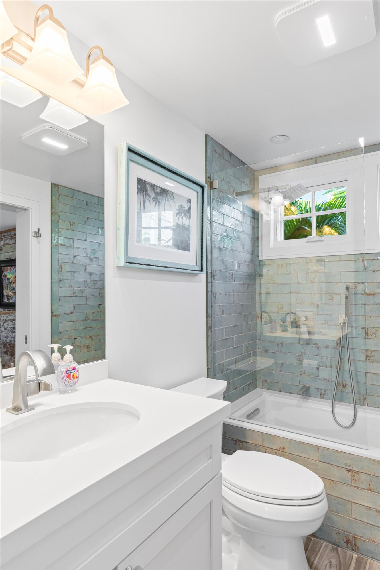 Key West, Florida 33040, United States, 3 Bedrooms Bedrooms, ,3 BathroomsBathrooms,Residential,Active,18641