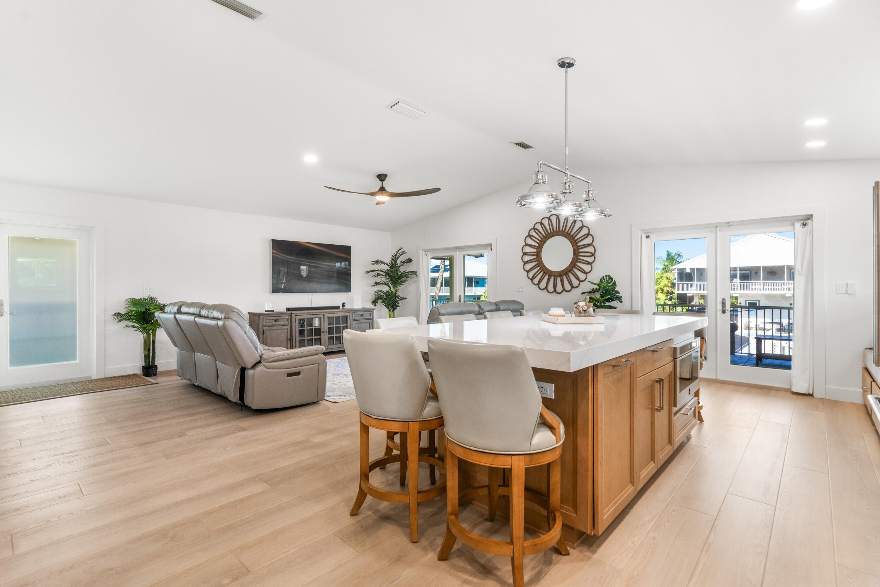 114 Spoonbill Road