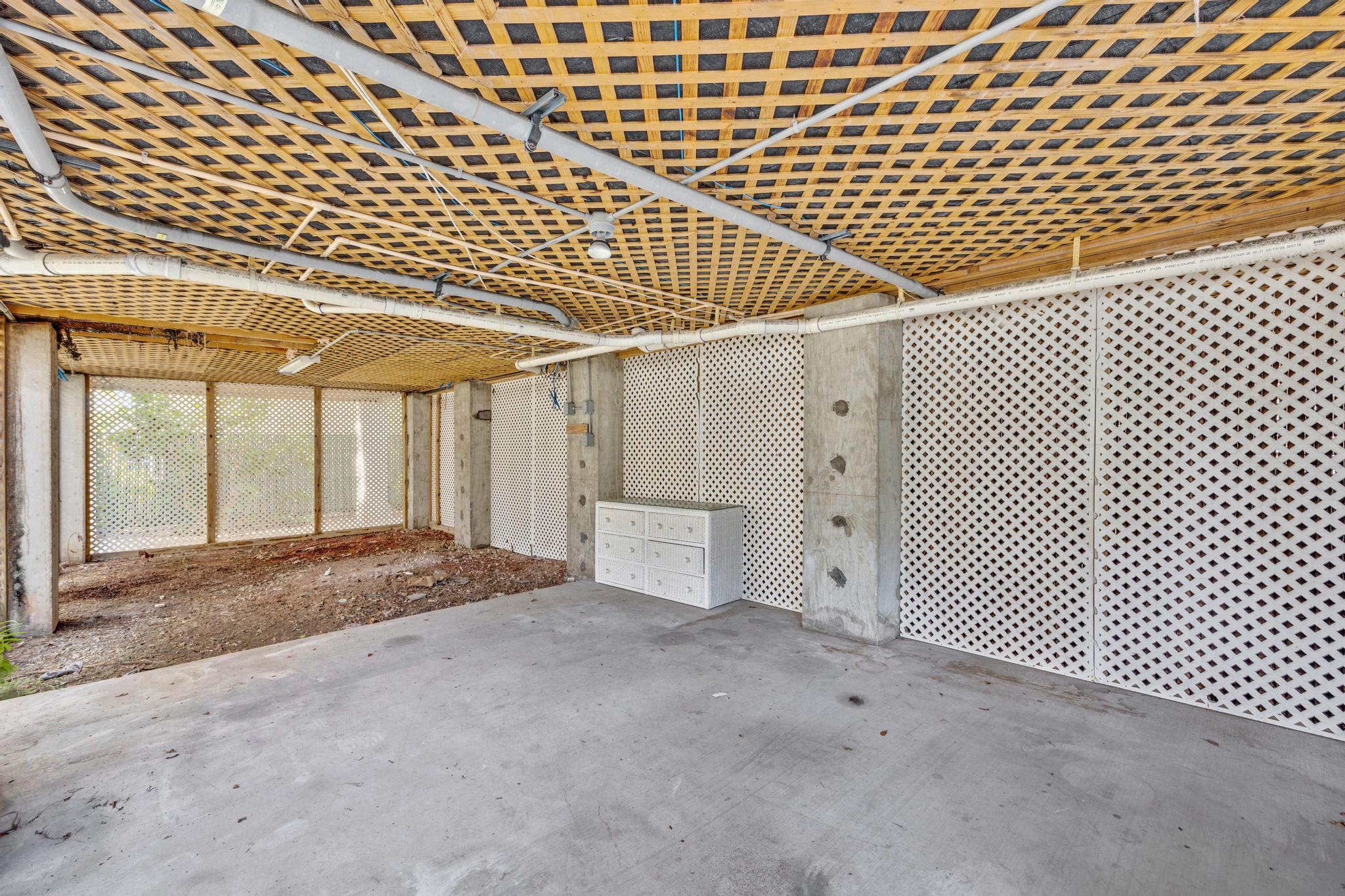 Stock Island, Florida 33040, United States, 2 Bedrooms Bedrooms, ,3 BathroomsBathrooms,Residential,Contingent,8078