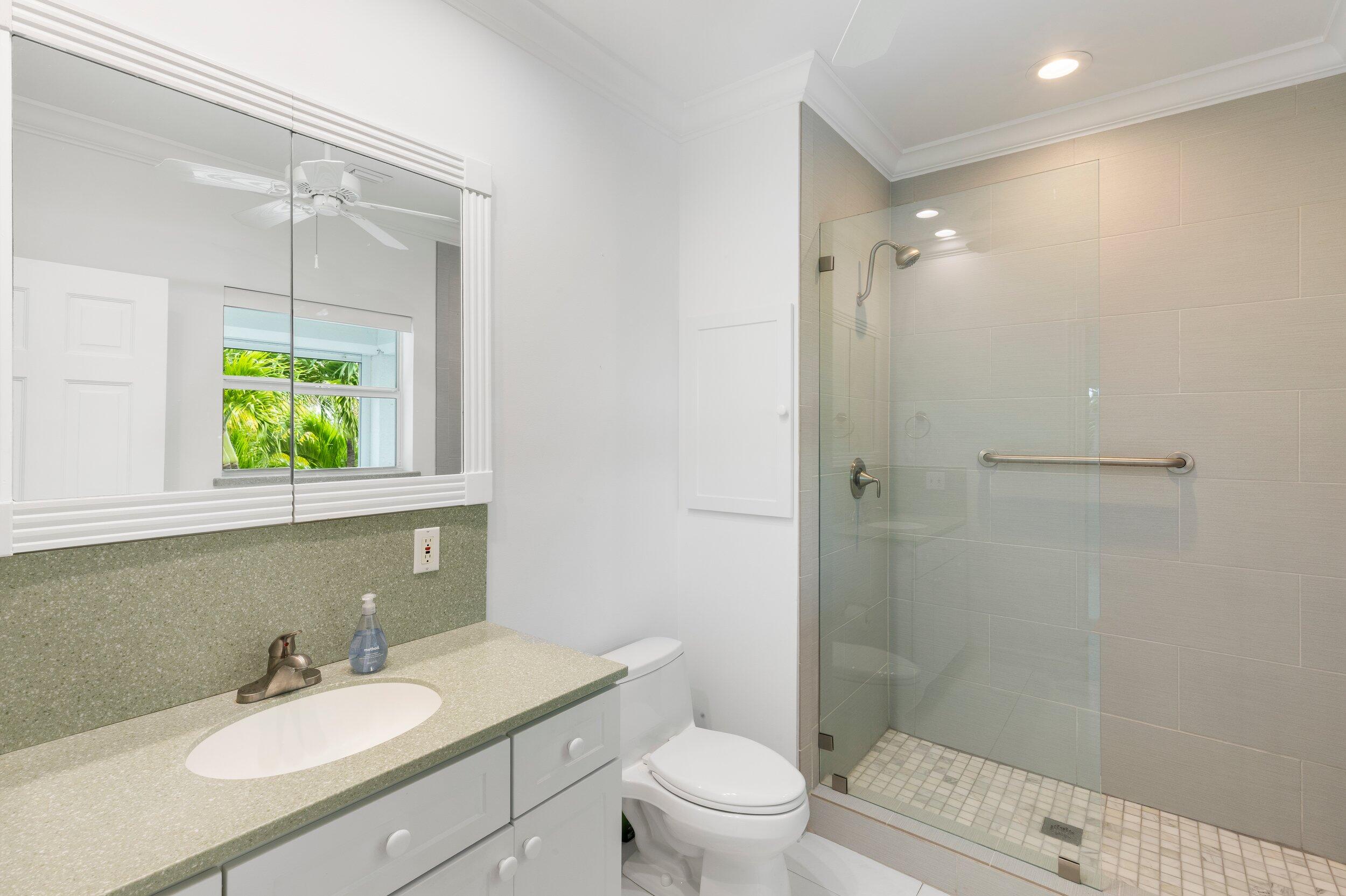 Geiger, Florida 33040, United States, 2 Bedrooms Bedrooms, ,2 BathroomsBathrooms,Residential,Active,113122