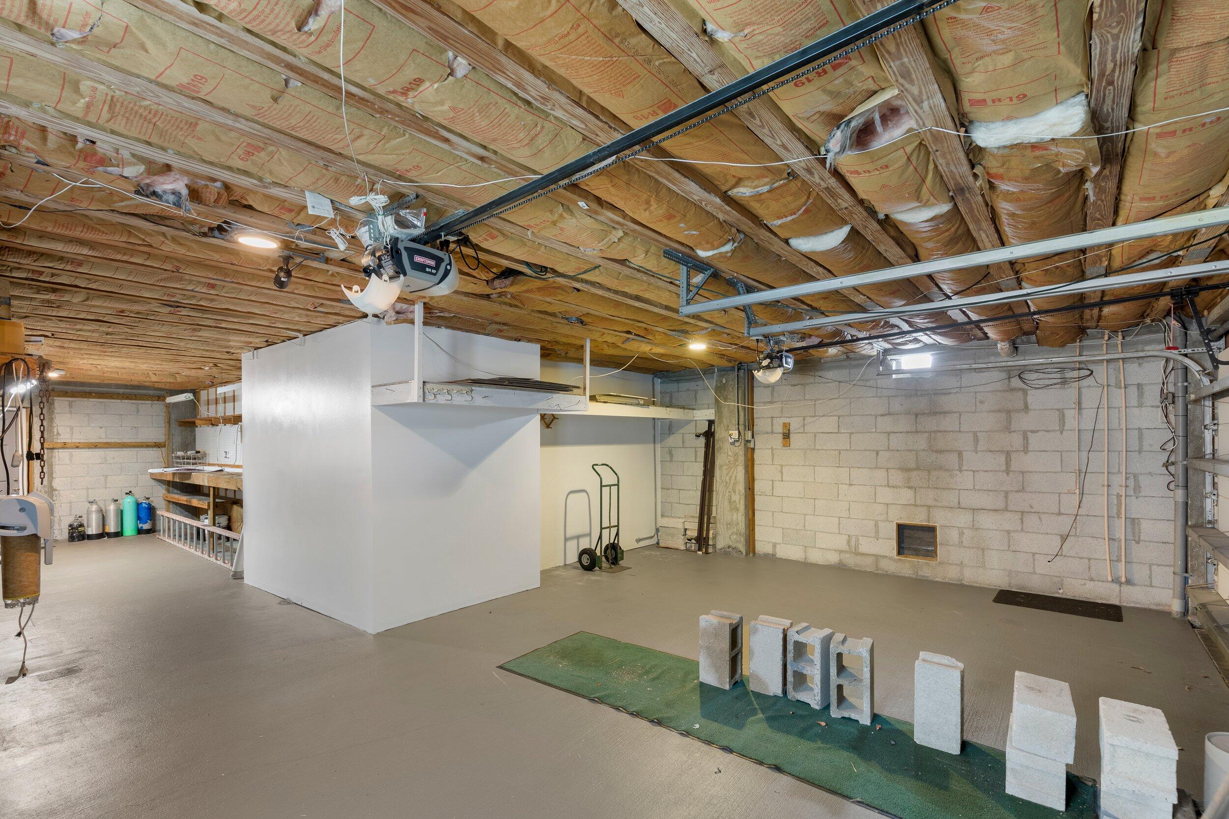 Geiger, Florida 33040, United States, 2 Bedrooms Bedrooms, ,2 BathroomsBathrooms,Residential,Active,113122