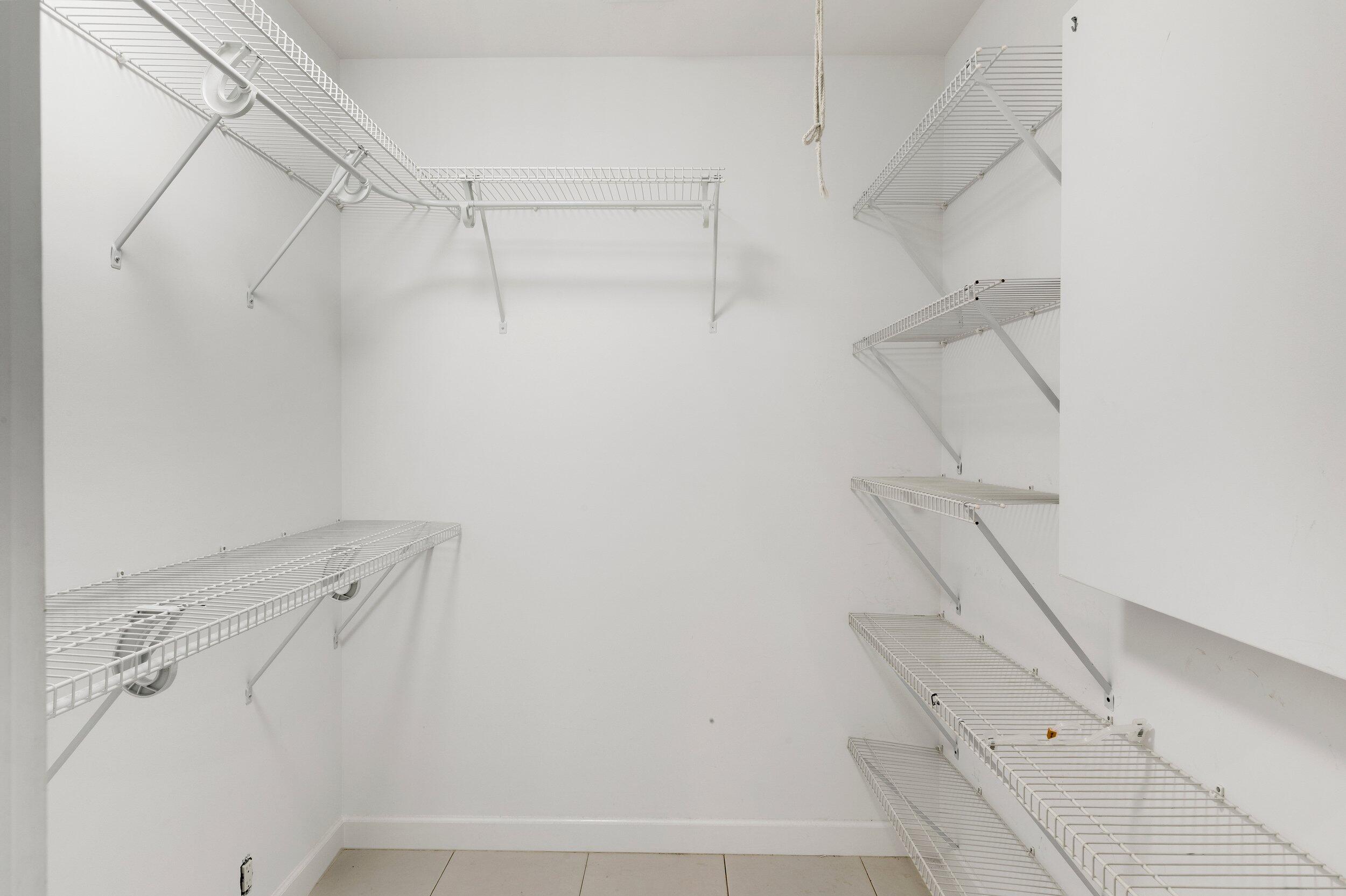 Geiger, Florida 33040, United States, 2 Bedrooms Bedrooms, ,2 BathroomsBathrooms,Residential,Active,113122