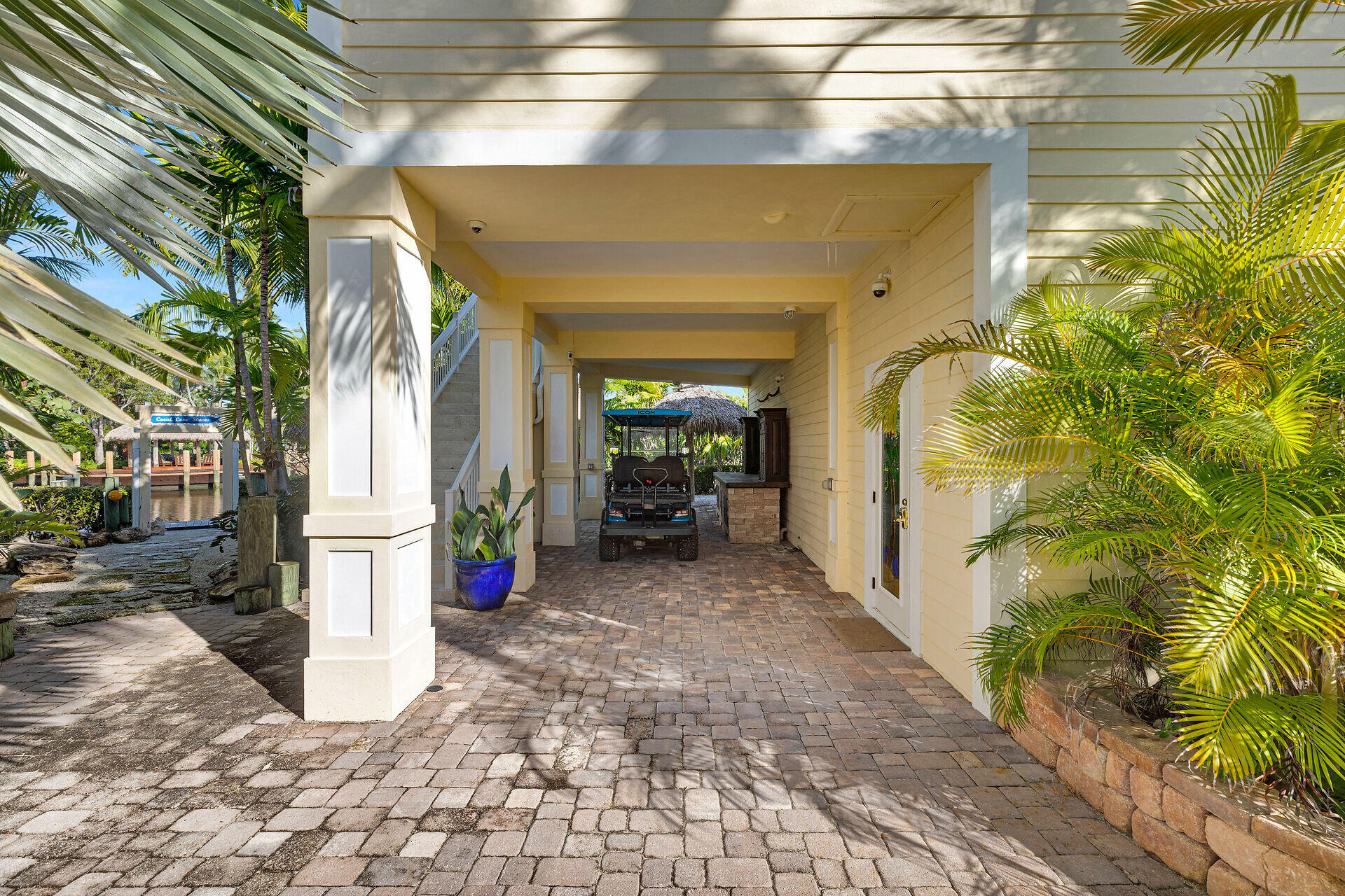 Islamorada, Florida 33036, United States, 4 Bedrooms Bedrooms, ,3 BathroomsBathrooms,Residential,Active,241718