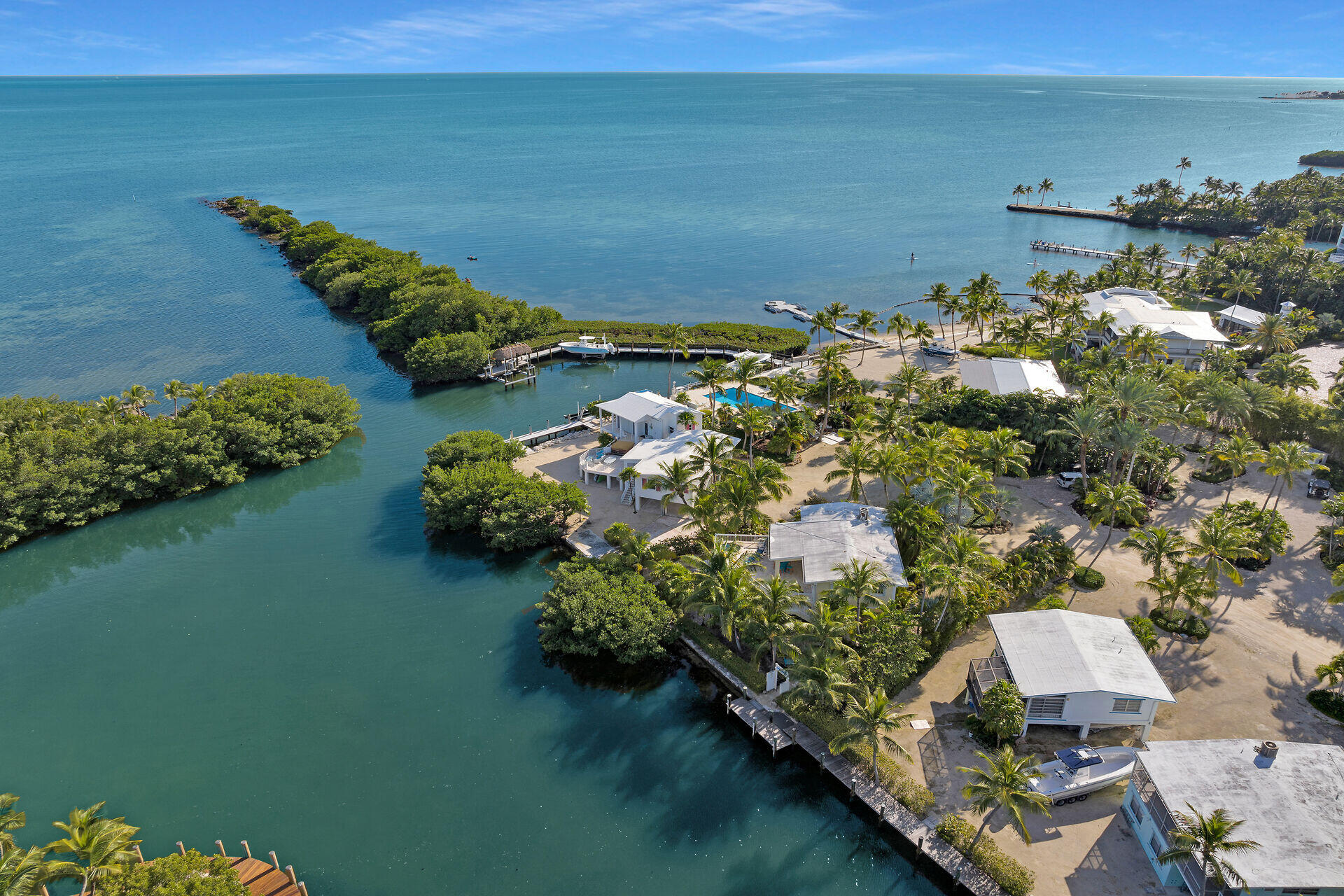 Islamorada, Florida 33036, United States, 4 Bedrooms Bedrooms, ,3 BathroomsBathrooms,Residential,Active,241718