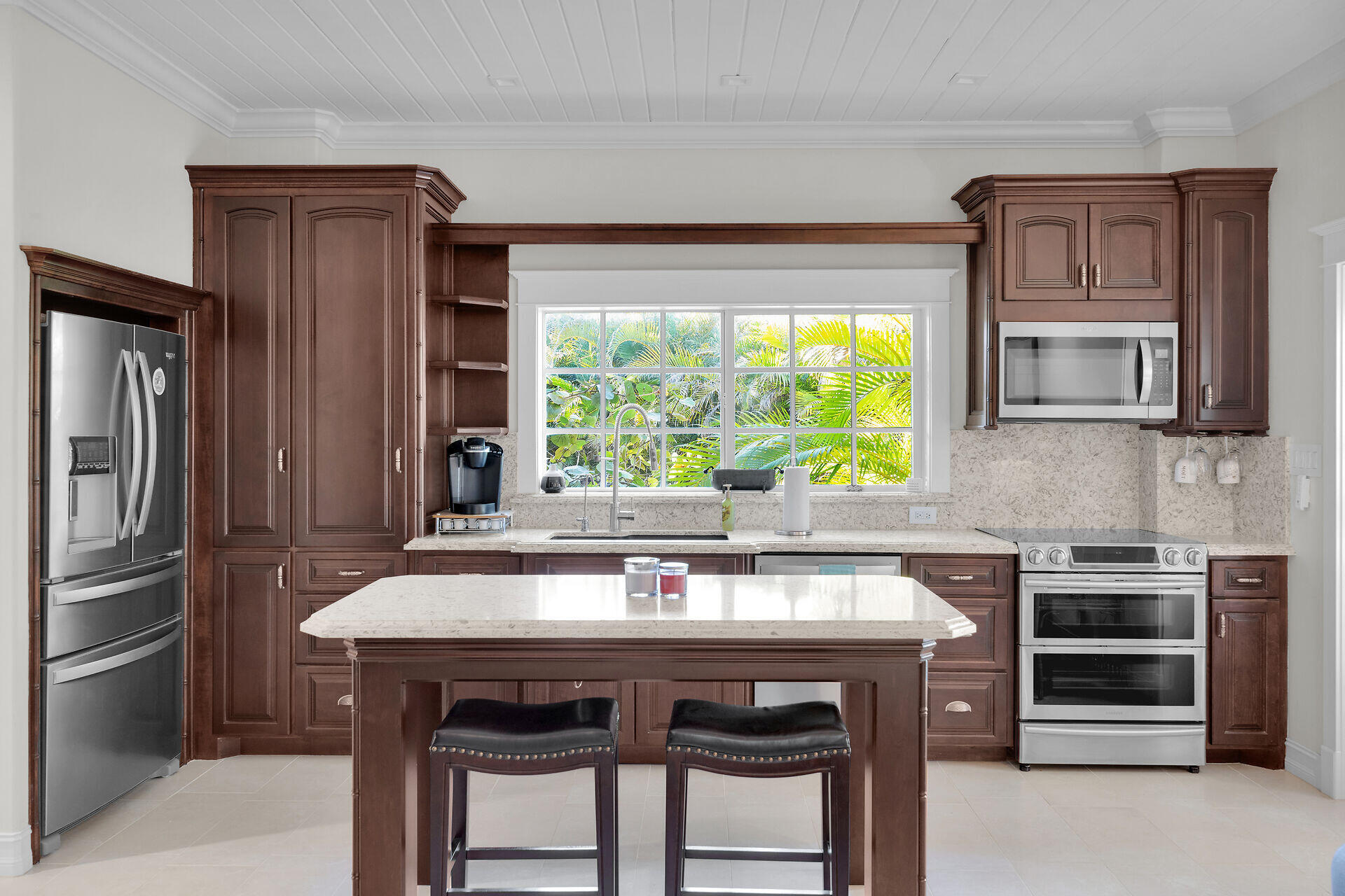 Islamorada, Florida 33036, United States, 4 Bedrooms Bedrooms, ,3 BathroomsBathrooms,Residential,Active,241718