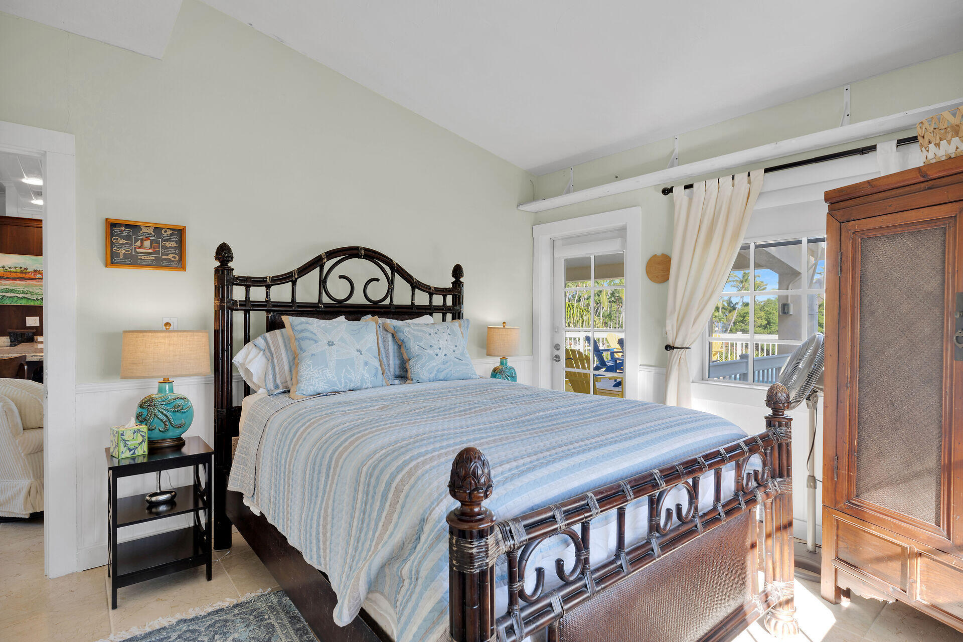 Islamorada, Florida 33036, United States, 4 Bedrooms Bedrooms, ,3 BathroomsBathrooms,Residential,Active,241718