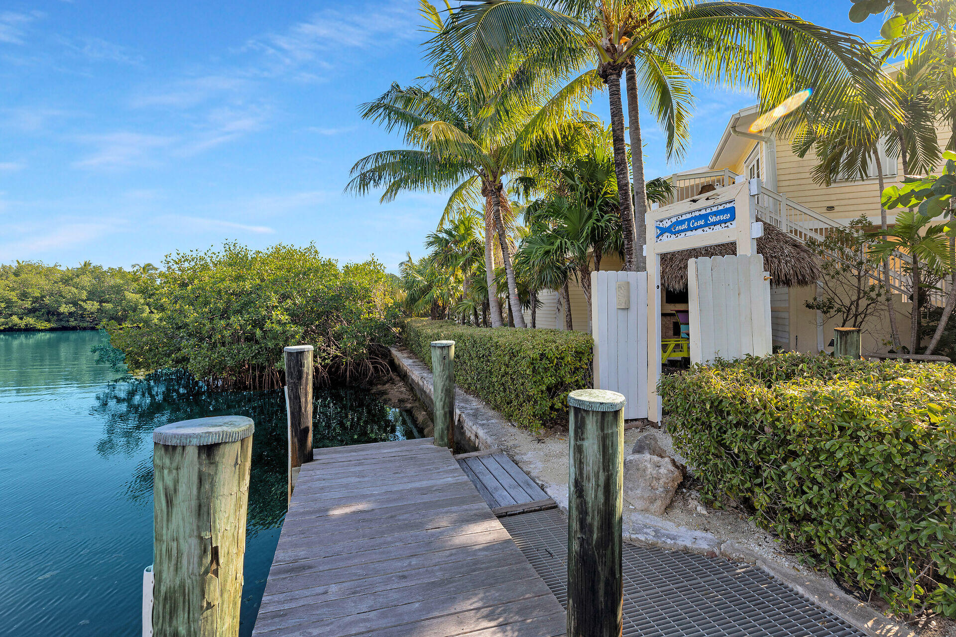 Islamorada, Florida 33036, United States, 4 Bedrooms Bedrooms, ,3 BathroomsBathrooms,Residential,Active,241718