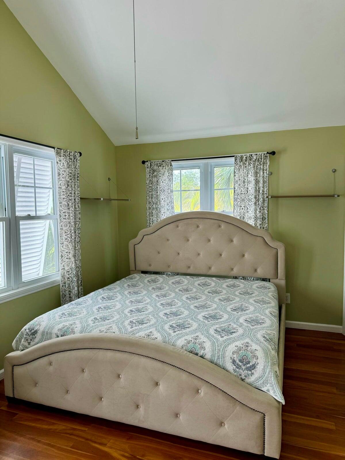 Key West, Florida 33040, United States, 3 Bedrooms Bedrooms, ,3 BathroomsBathrooms,Residential,Active,150735