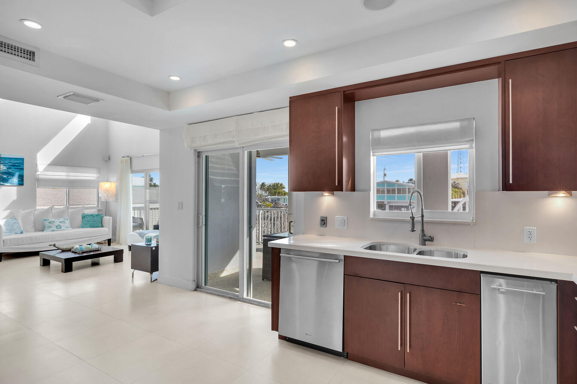 Tavernier, Florida 33070, United States, 4 Bedrooms Bedrooms, ,4 BathroomsBathrooms,Residential,Active,83792