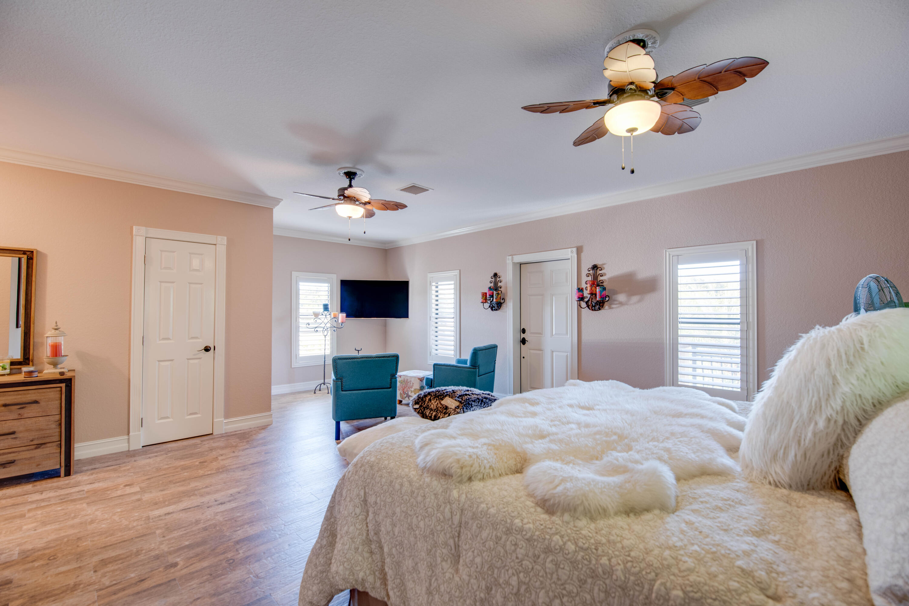 Islamorada, Florida 33036, United States, 2 Bedrooms Bedrooms, ,3 BathroomsBathrooms,Commercial,Active,7812