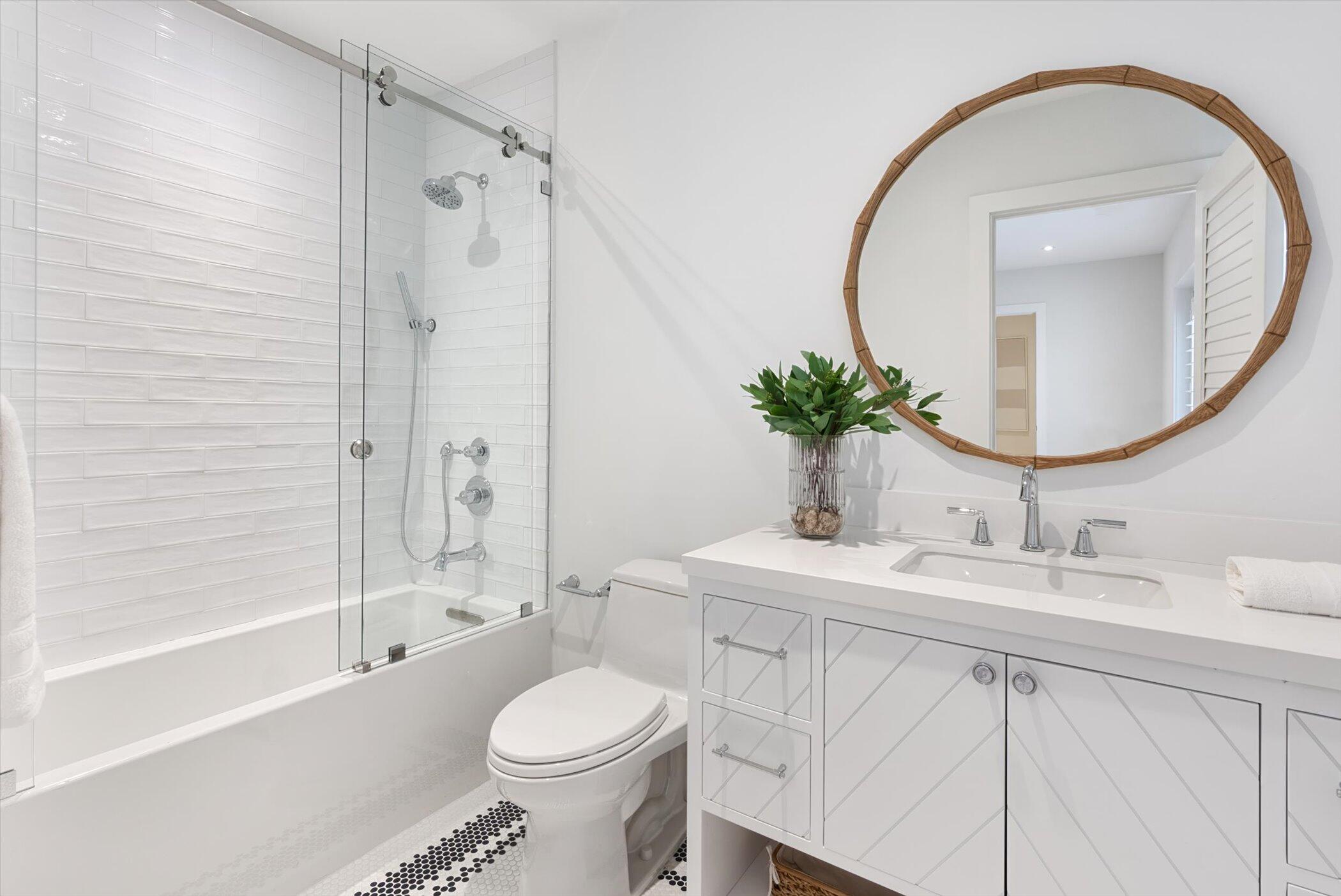 Islamorada, Florida 33036, United States, 7 Bedrooms Bedrooms, ,7 BathroomsBathrooms,Residential,Active,175066