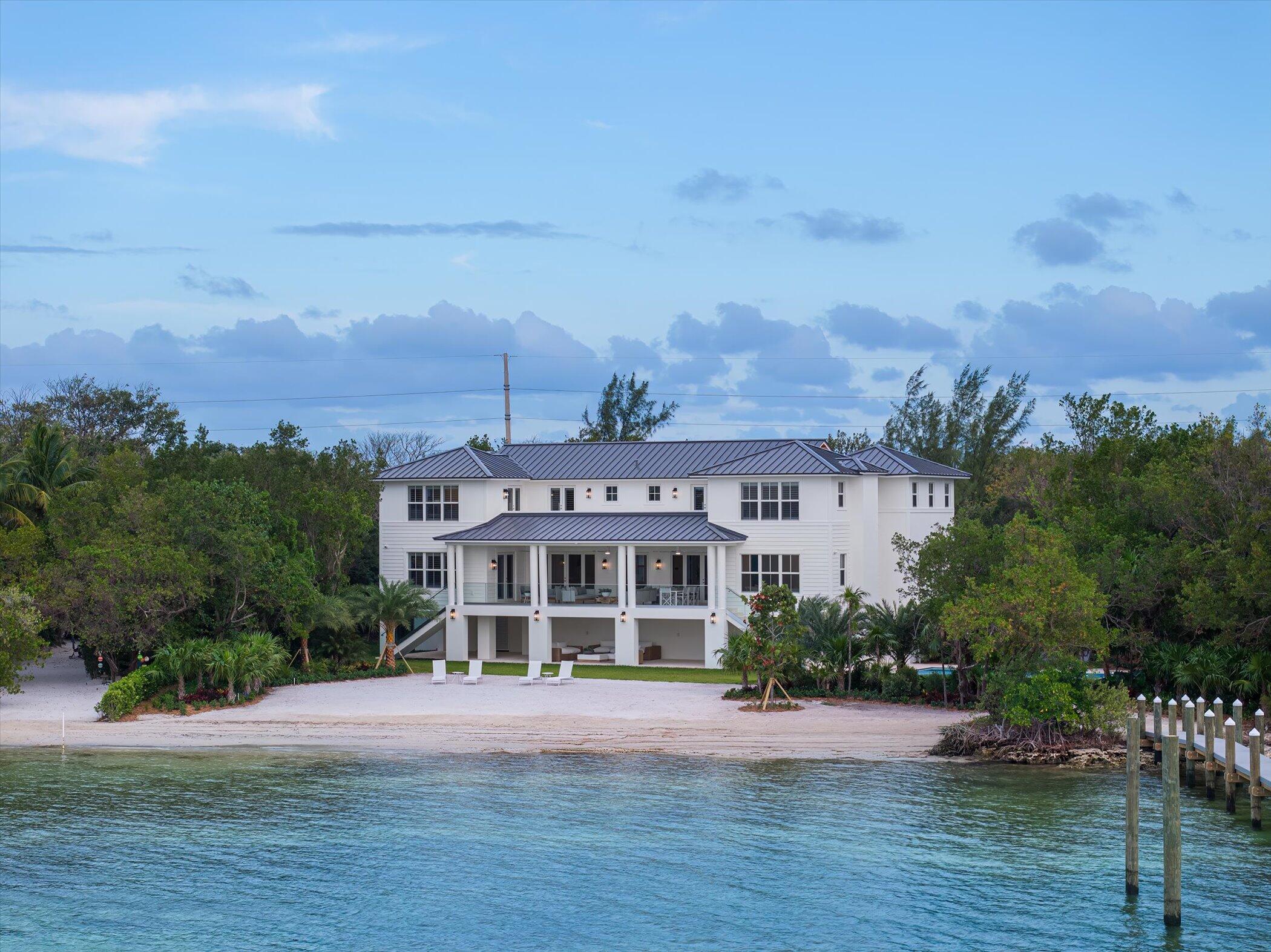Islamorada, Florida 33036, United States, 7 Bedrooms Bedrooms, ,7 BathroomsBathrooms,Residential,Active,175066