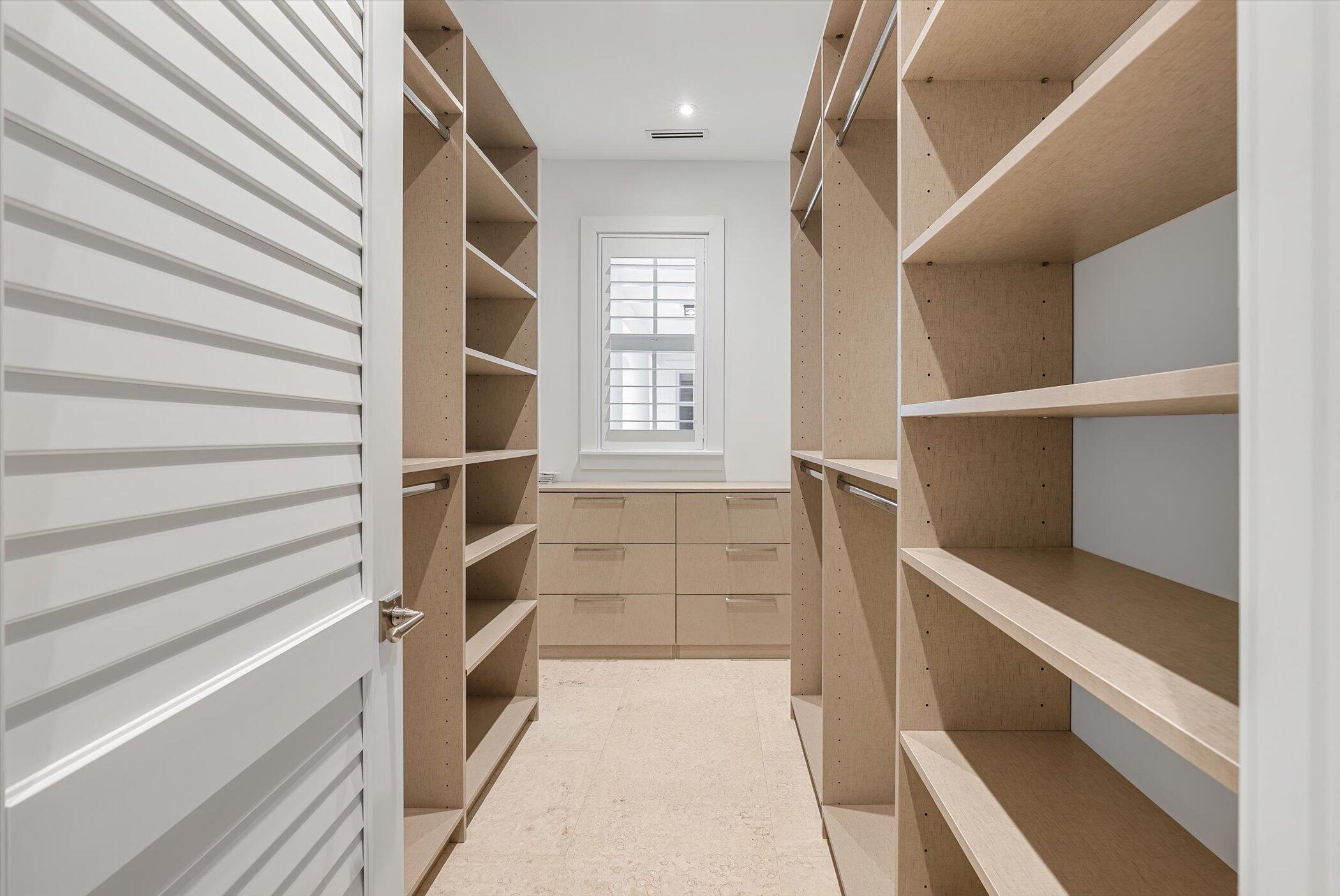 Islamorada, Florida 33036, United States, 7 Bedrooms Bedrooms, ,7 BathroomsBathrooms,Residential,Active,175066