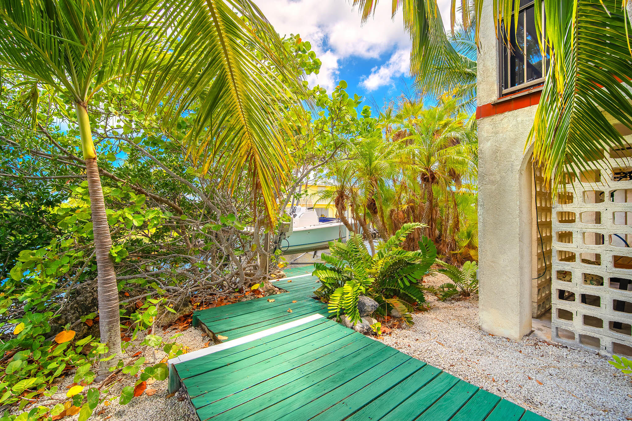 Big Pine, Florida 33043, United States, 2 Bedrooms Bedrooms, ,3 BathroomsBathrooms,Residential,Active,135565