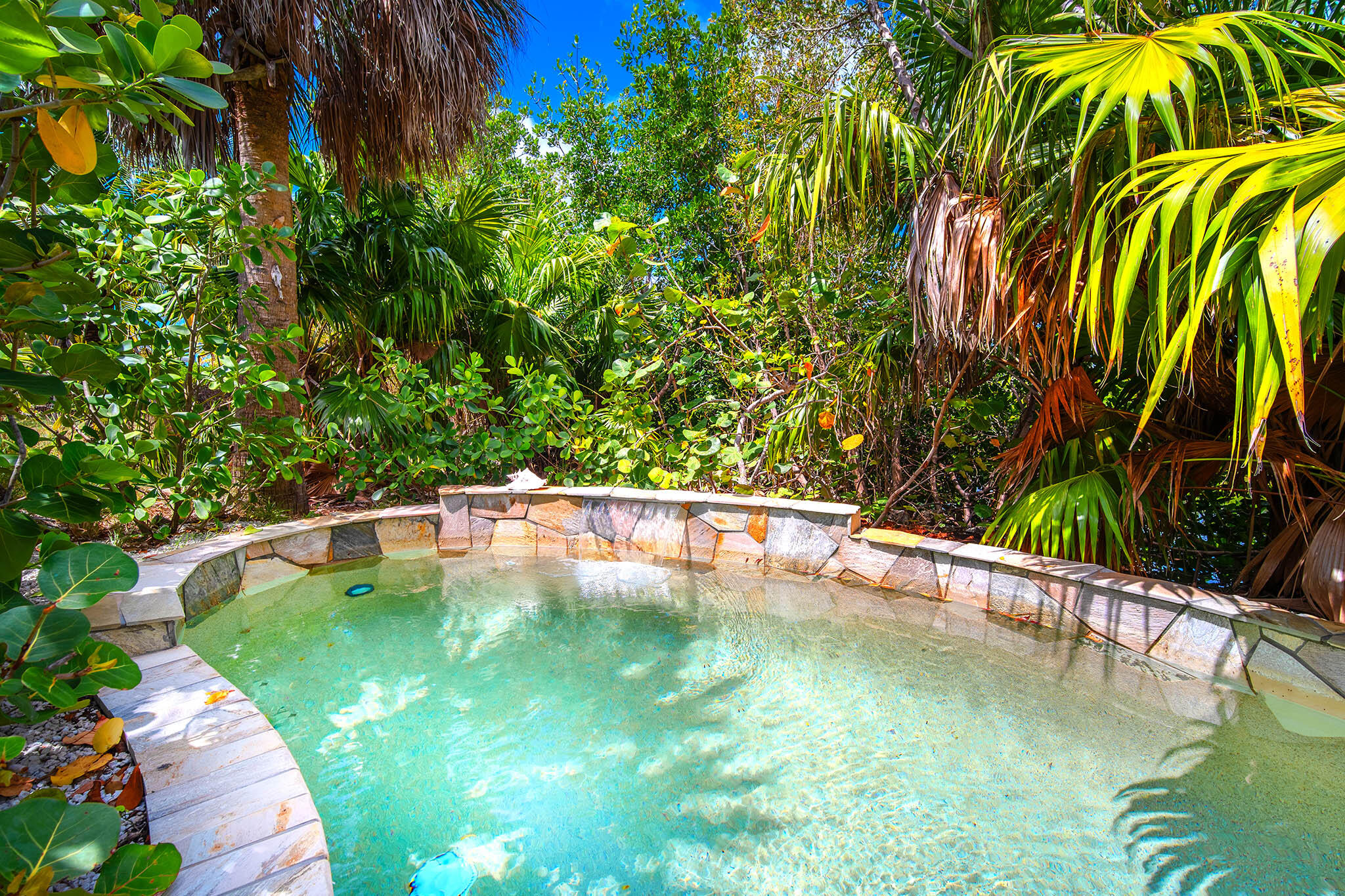 Big Pine, Florida 33043, United States, 2 Bedrooms Bedrooms, ,3 BathroomsBathrooms,Residential,Active,135565