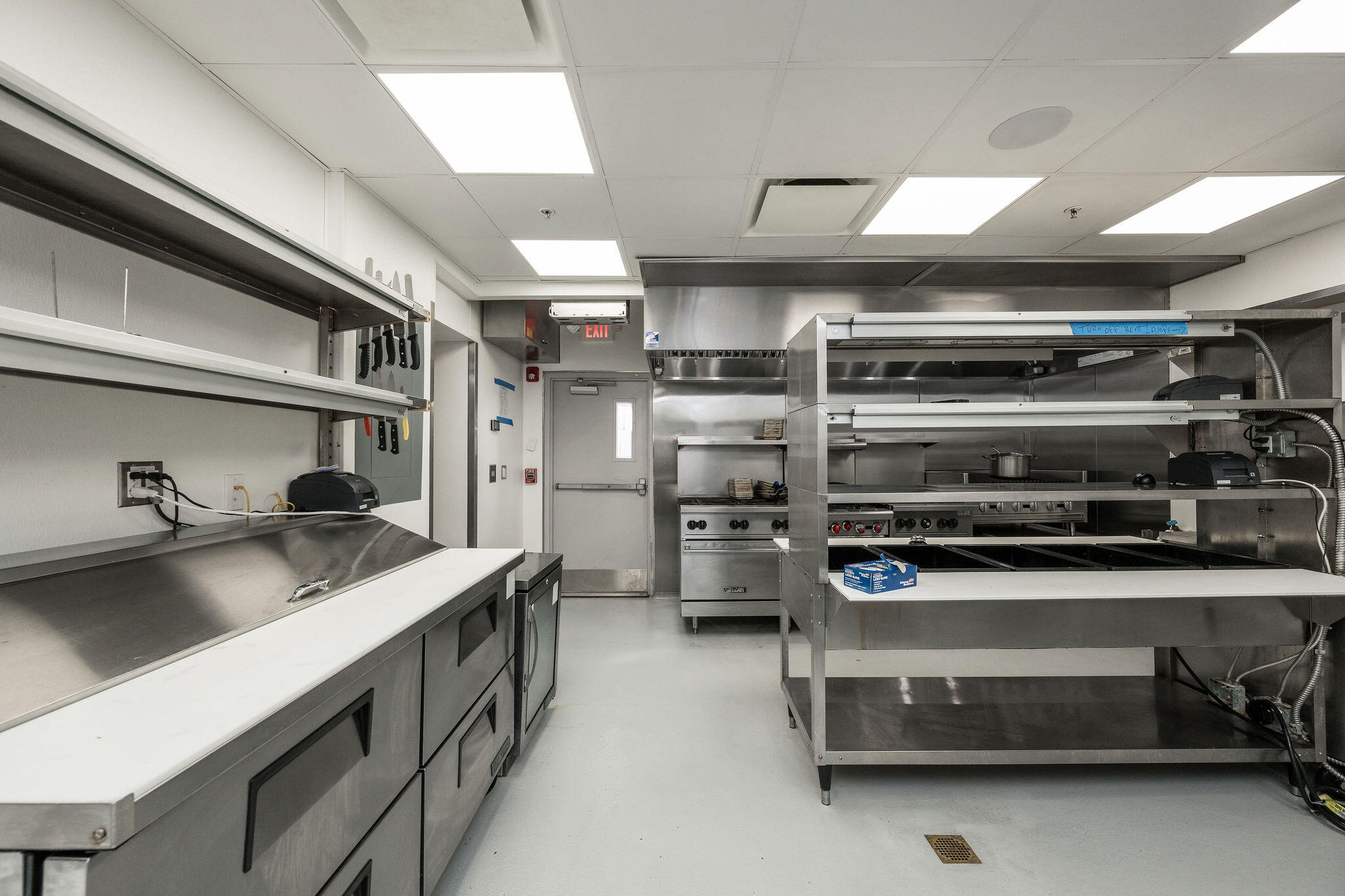 Key West, Florida 33040, United States, 1 Bedroom Bedrooms, ,2 BathroomsBathrooms,Commercial,Active,129057