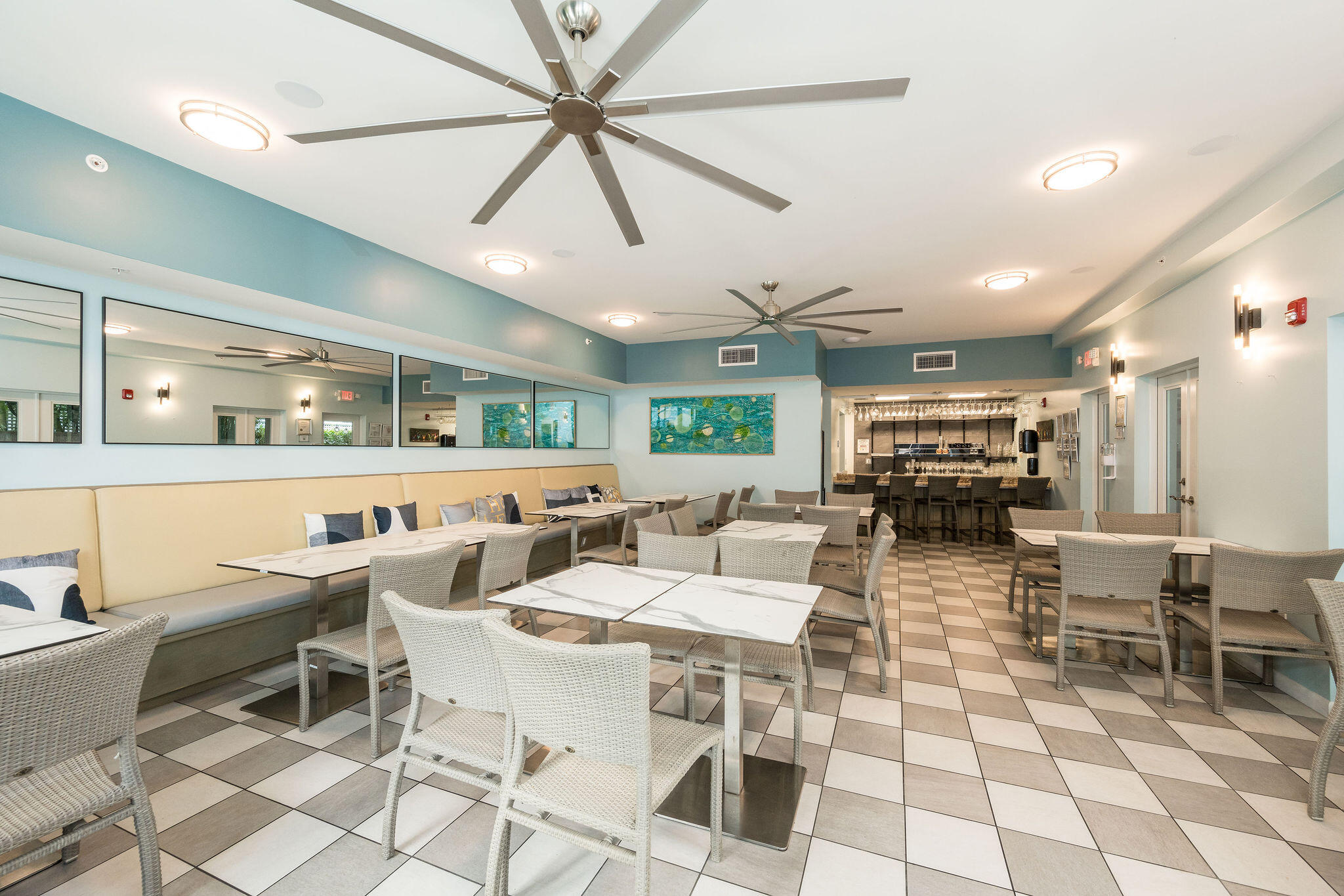 Key West, Florida 33040, United States, 1 Bedroom Bedrooms, ,2 BathroomsBathrooms,Commercial,Active,129057