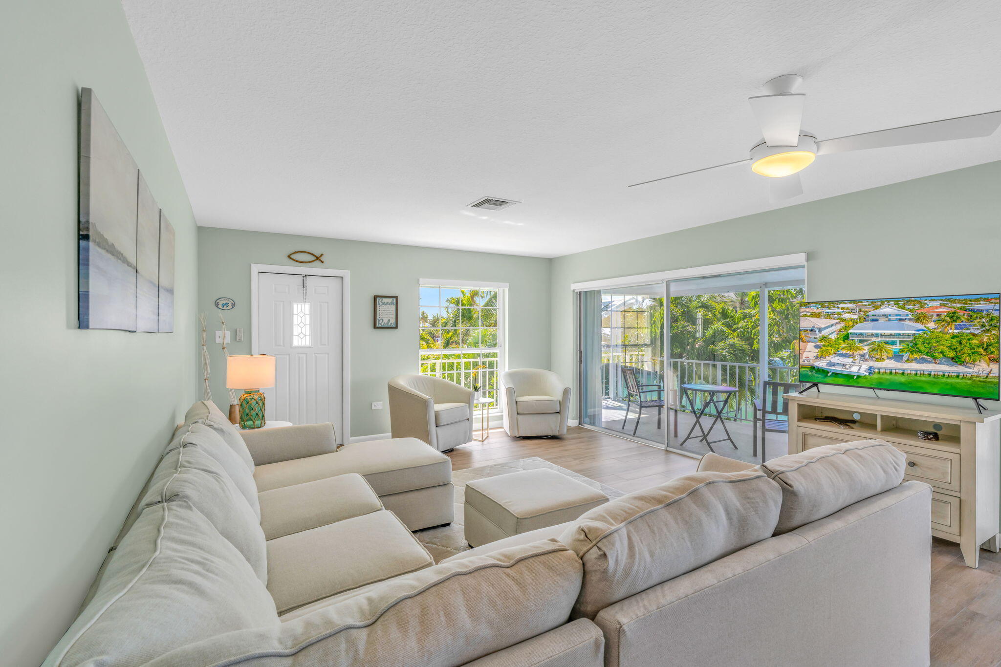 Key Colony, Florida 33051, United States, 2 Bedrooms Bedrooms, ,3 BathroomsBathrooms,Residential,Pending,7815