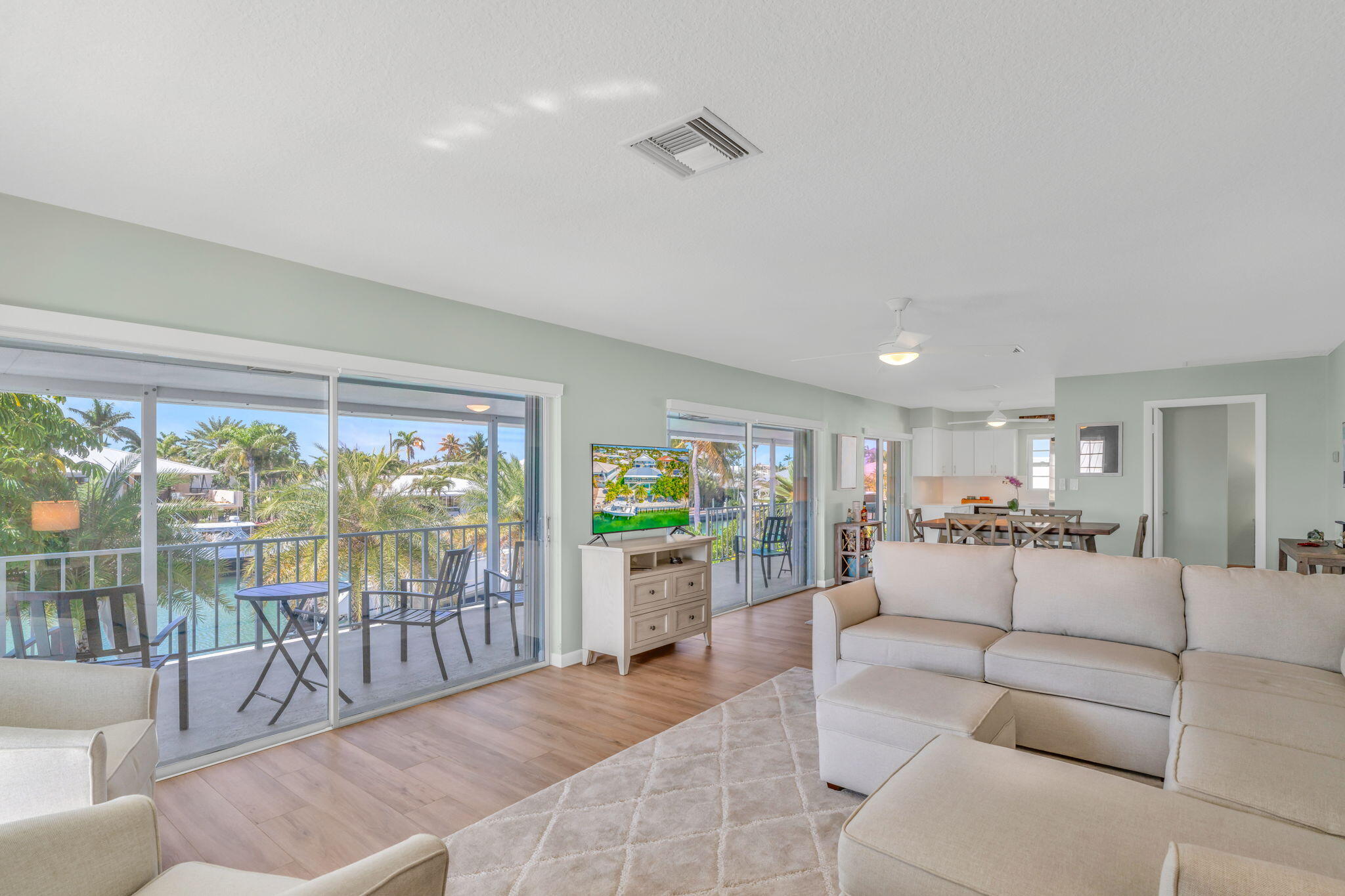 Key Colony, Florida 33051, United States, 2 Bedrooms Bedrooms, ,3 BathroomsBathrooms,Residential,Pending,7815