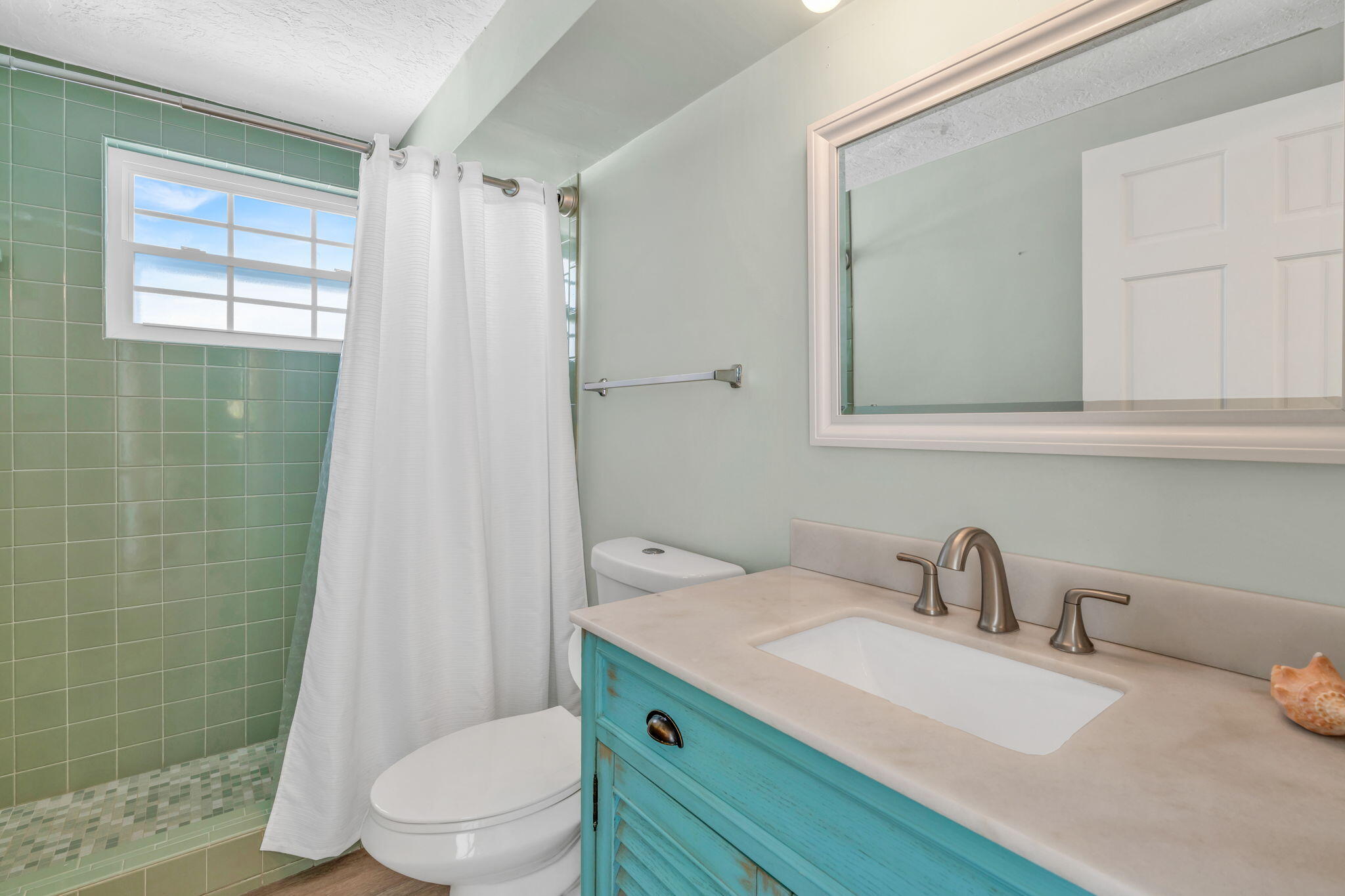 Key Colony, Florida 33051, United States, 2 Bedrooms Bedrooms, ,3 BathroomsBathrooms,Residential,Pending,7815