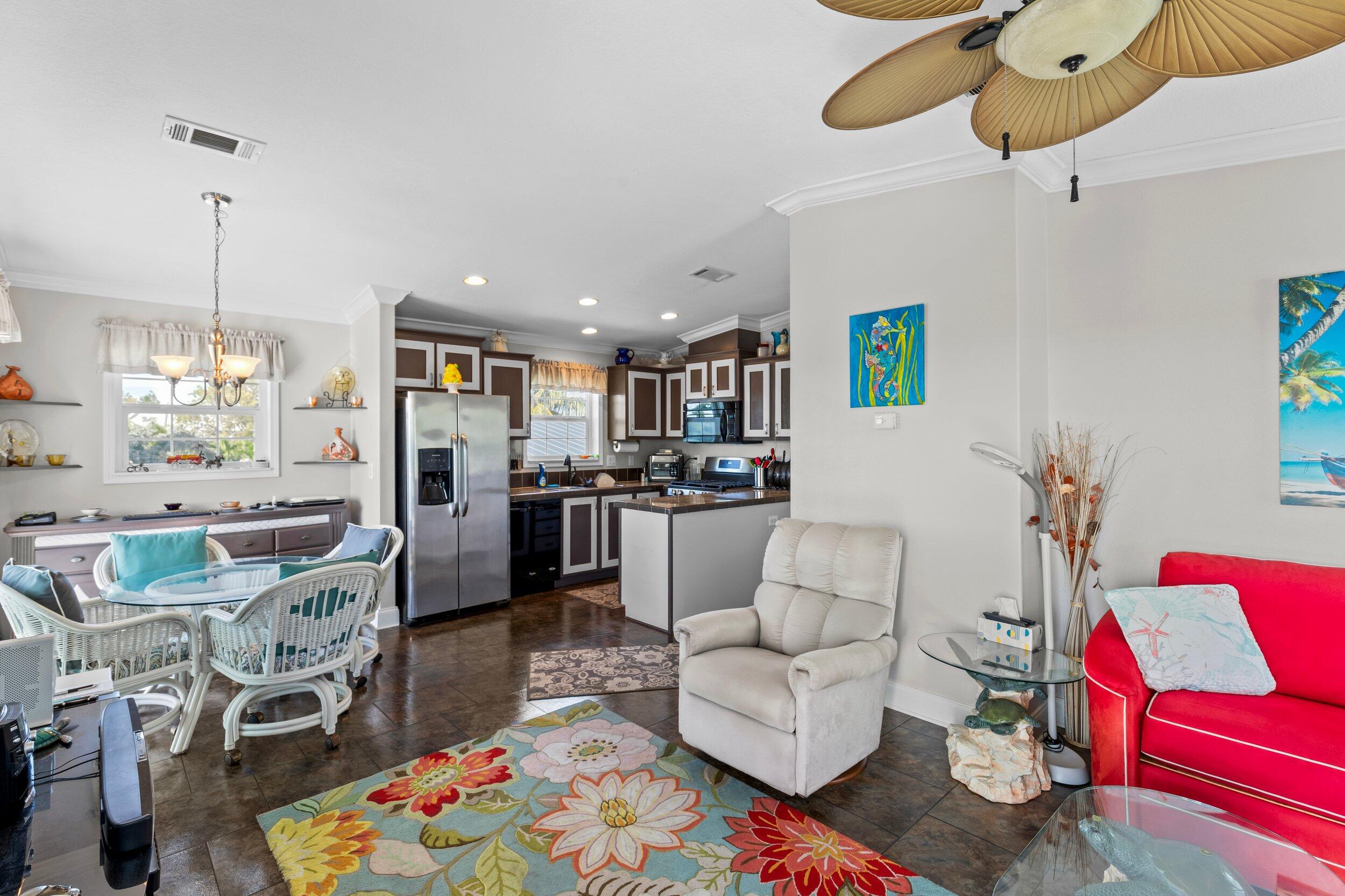 Stock Island, Florida 33040, United States, 2 Bedrooms Bedrooms, ,2 BathroomsBathrooms,Residential,Pending,24048