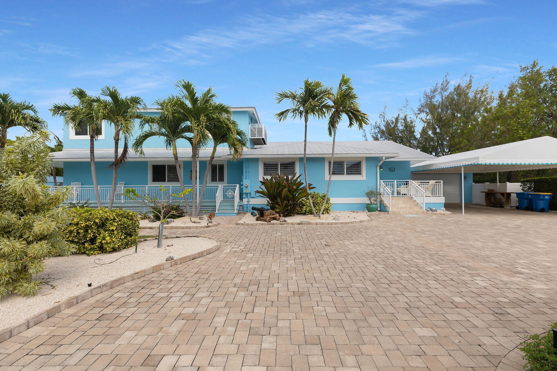 Islamorada, Florida, 33036, United States, 5 Bedrooms Bedrooms, ,3 BathroomsBathrooms,Residential,Active,2038223