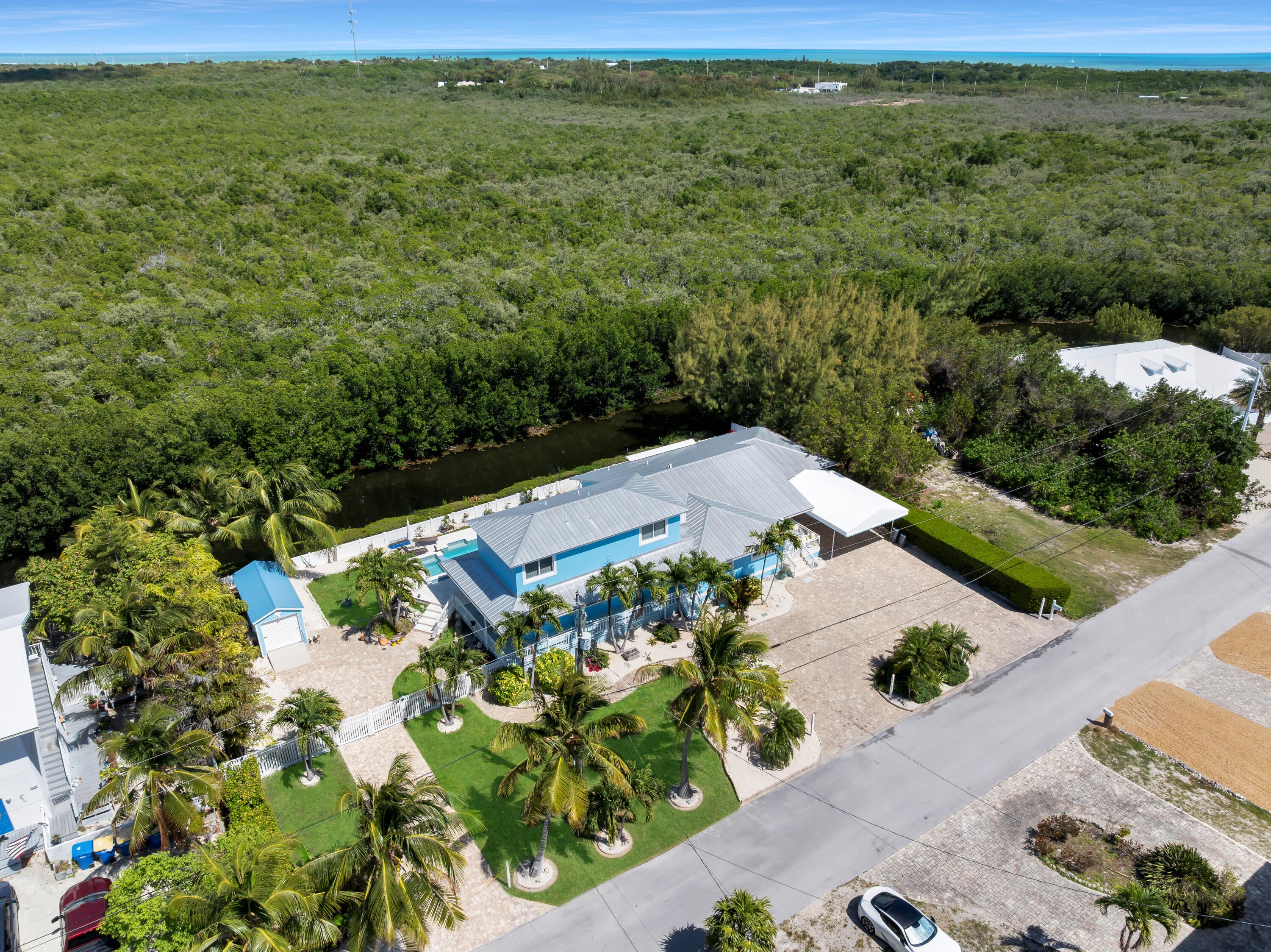 Islamorada, Florida, 33036, United States, 5 Bedrooms Bedrooms, ,3 BathroomsBathrooms,Residential,Active,2038223
