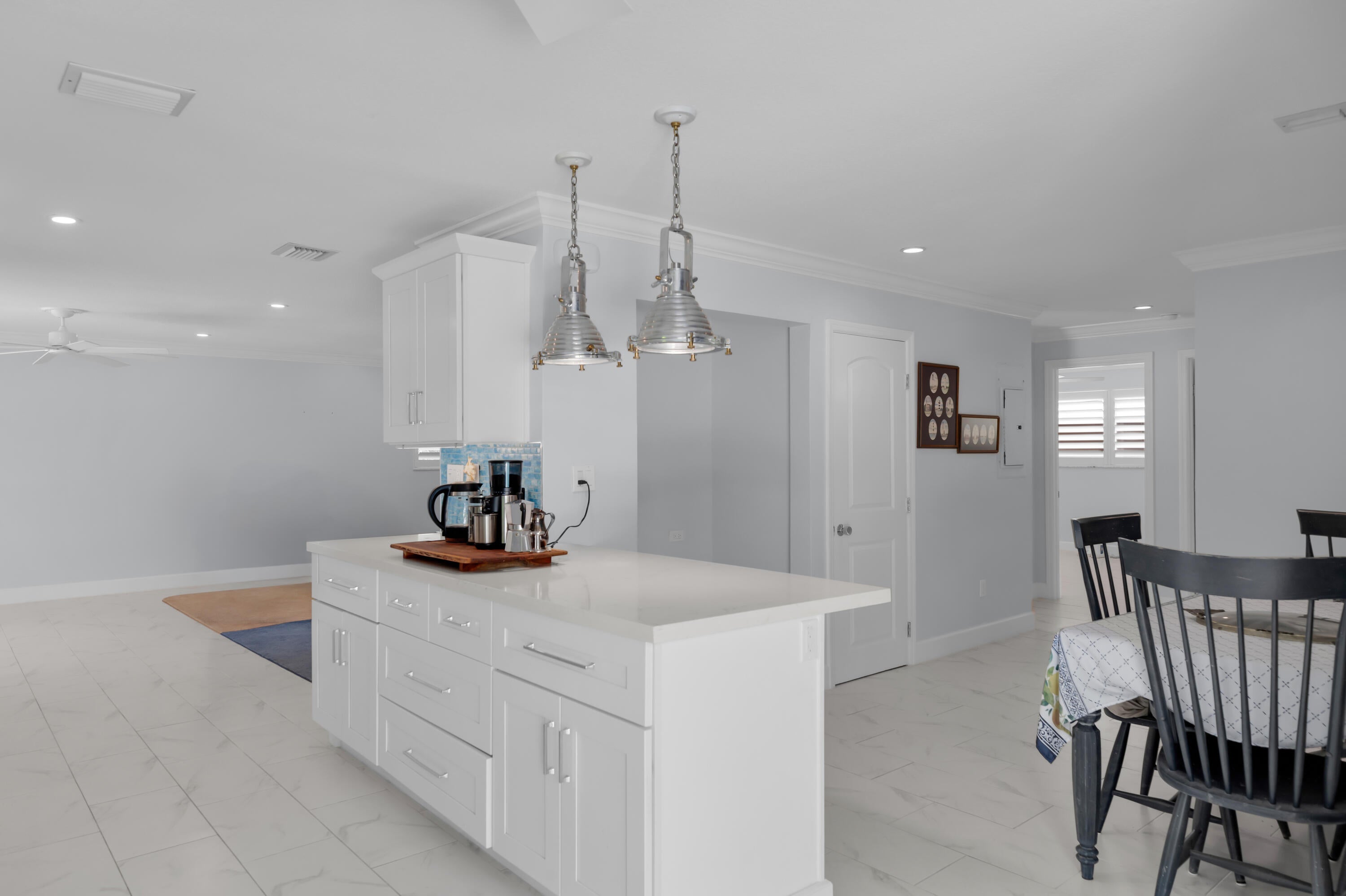 Islamorada, Florida, 33036, United States, 5 Bedrooms Bedrooms, ,3 BathroomsBathrooms,Residential,Active,2038223