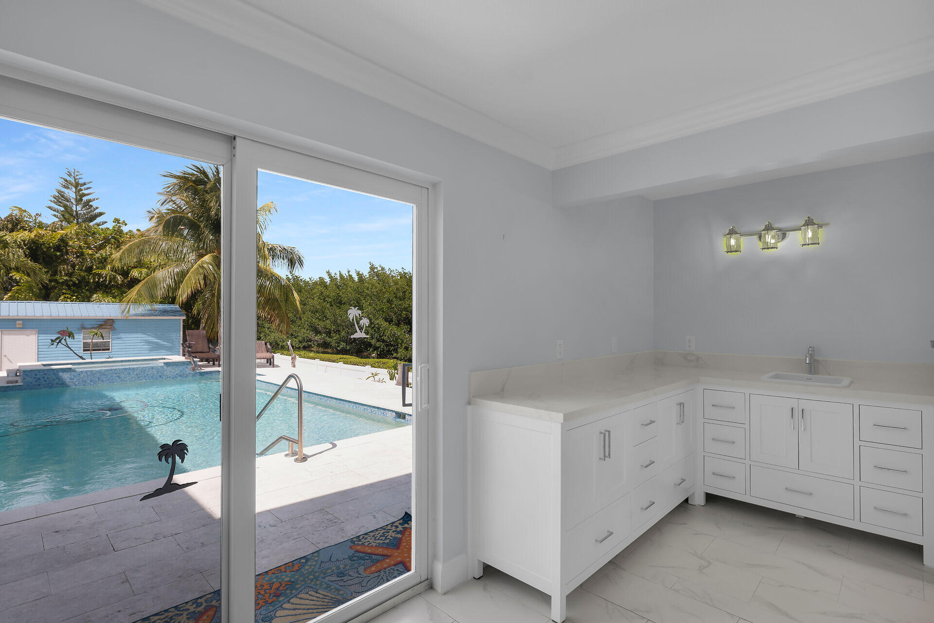 Islamorada, Florida, 33036, United States, 5 Bedrooms Bedrooms, ,3 BathroomsBathrooms,Residential,Active,2038223
