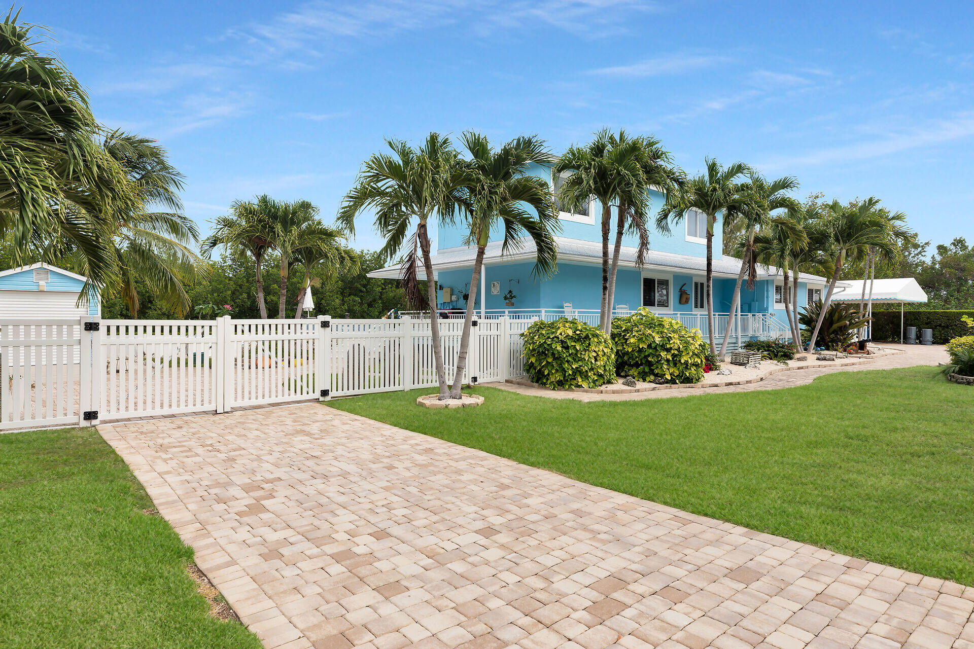 Islamorada, Florida, 33036, United States, 5 Bedrooms Bedrooms, ,3 BathroomsBathrooms,Residential,Active,2038223