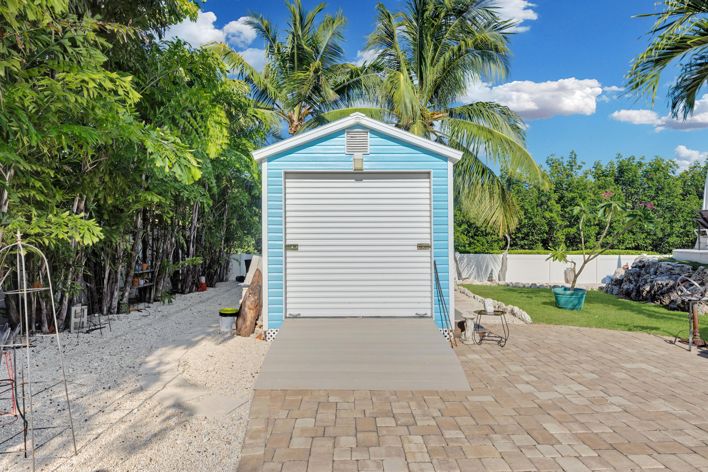 Islamorada, Florida, 33036, United States, 5 Bedrooms Bedrooms, ,3 BathroomsBathrooms,Residential,Active,2038223