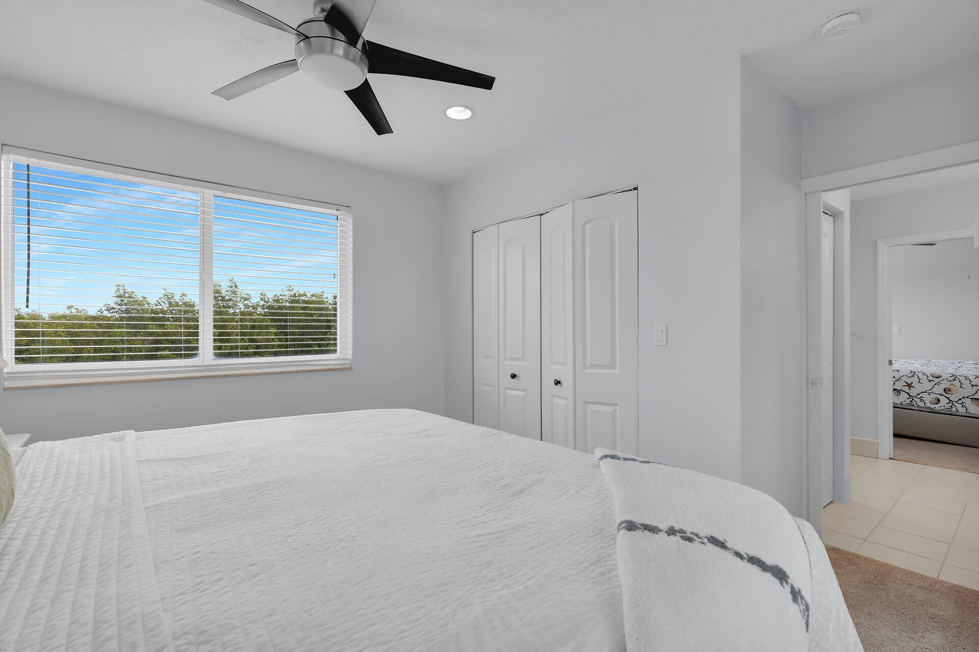 Islamorada, Florida, 33036, United States, 5 Bedrooms Bedrooms, ,3 BathroomsBathrooms,Residential,Active,2038223