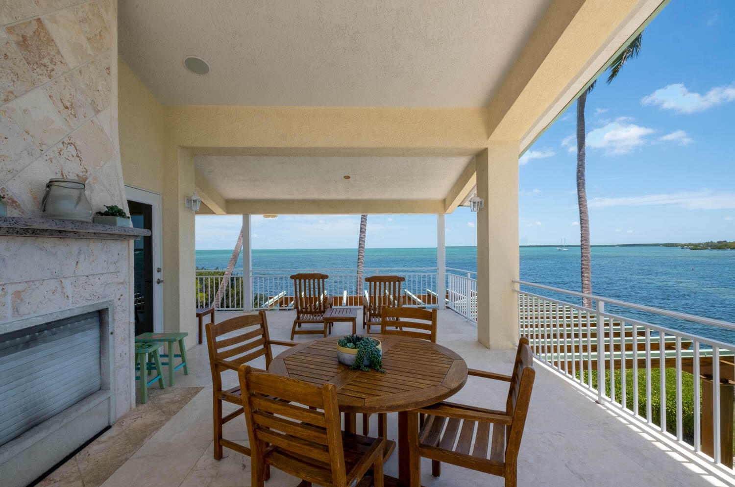 Islamorada, Florida 33036, United States, 4 Bedrooms Bedrooms, ,4 BathroomsBathrooms,Residential,Active,18376