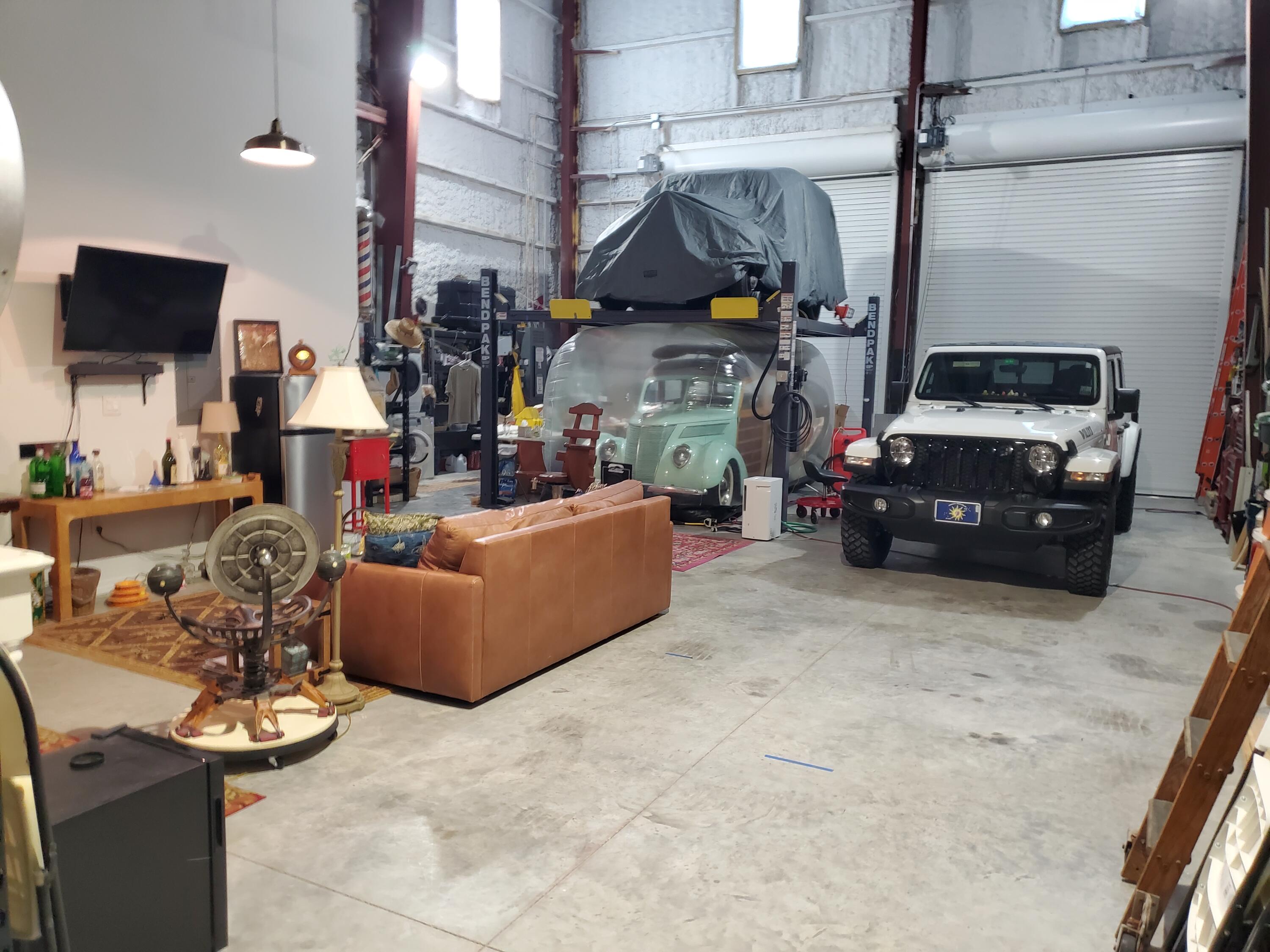 Stock Island, Florida 33040, United States, 2 Bedrooms Bedrooms, ,3 BathroomsBathrooms,Commercial,Active,14576