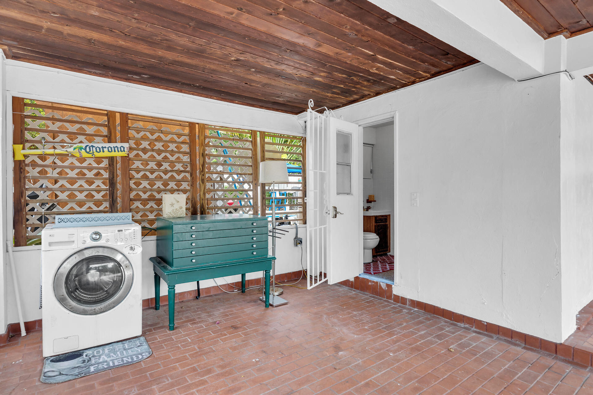 Tavernier, Florida 33070, United States, 2 Bedrooms Bedrooms, ,2 BathroomsBathrooms,Residential,Active,104128